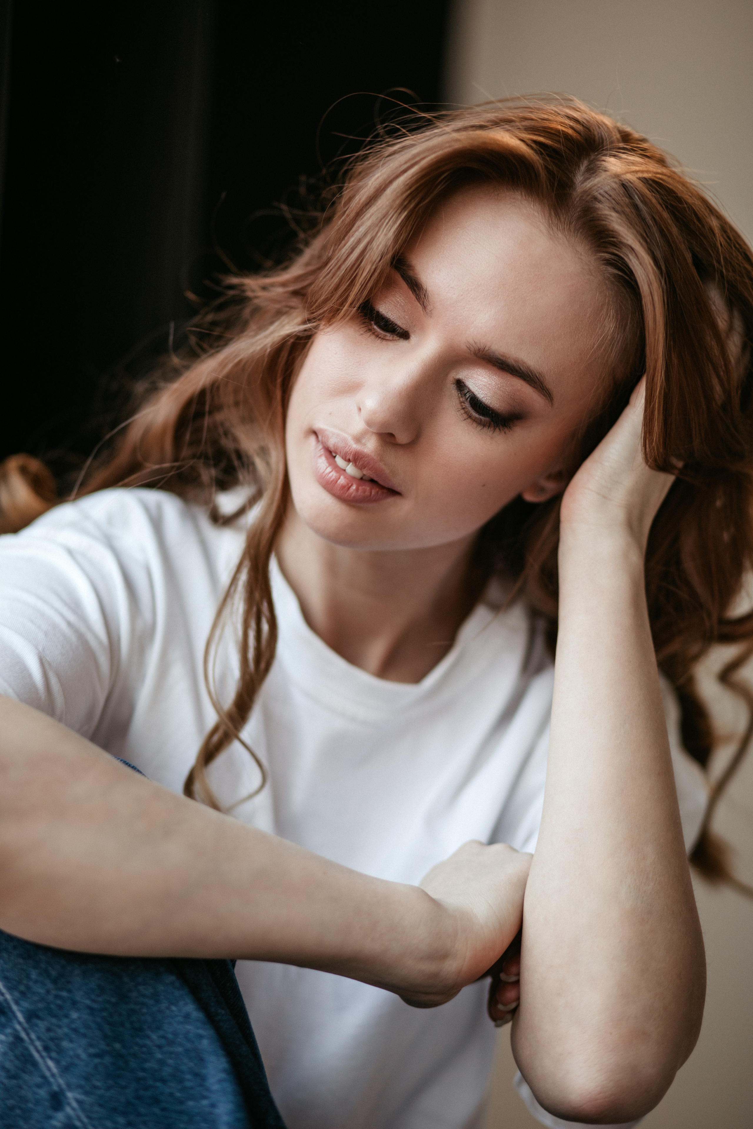 Фотосессия девушки в студии. Фотограф из Санкт-Петербурга Оксана Валковая. Женский портрет. Портрет