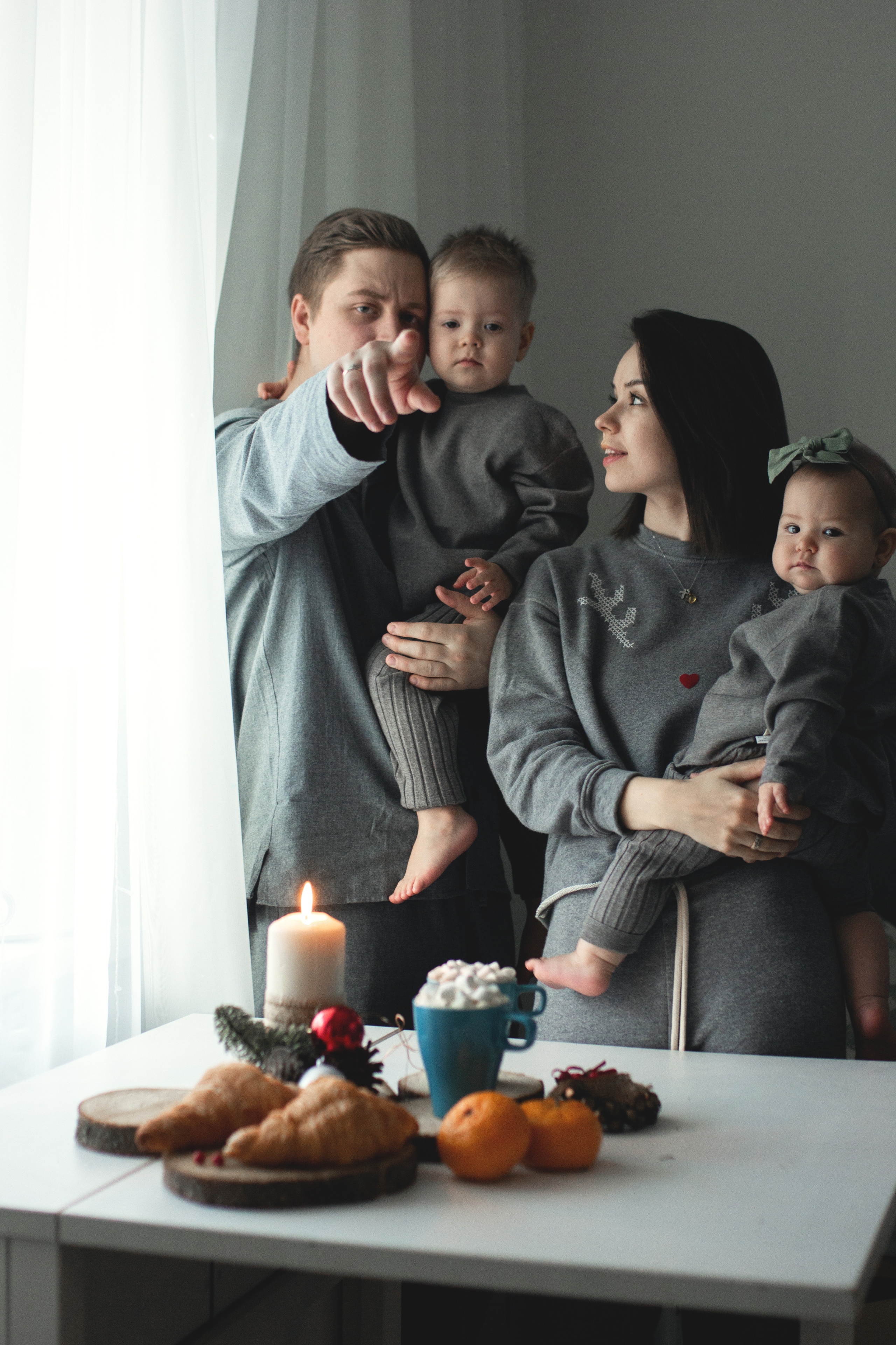 Семейная новогодняя фотосессия. Фотограф из Санкт-Петербурга Оксана Валковая. Женский портрет. Портрет