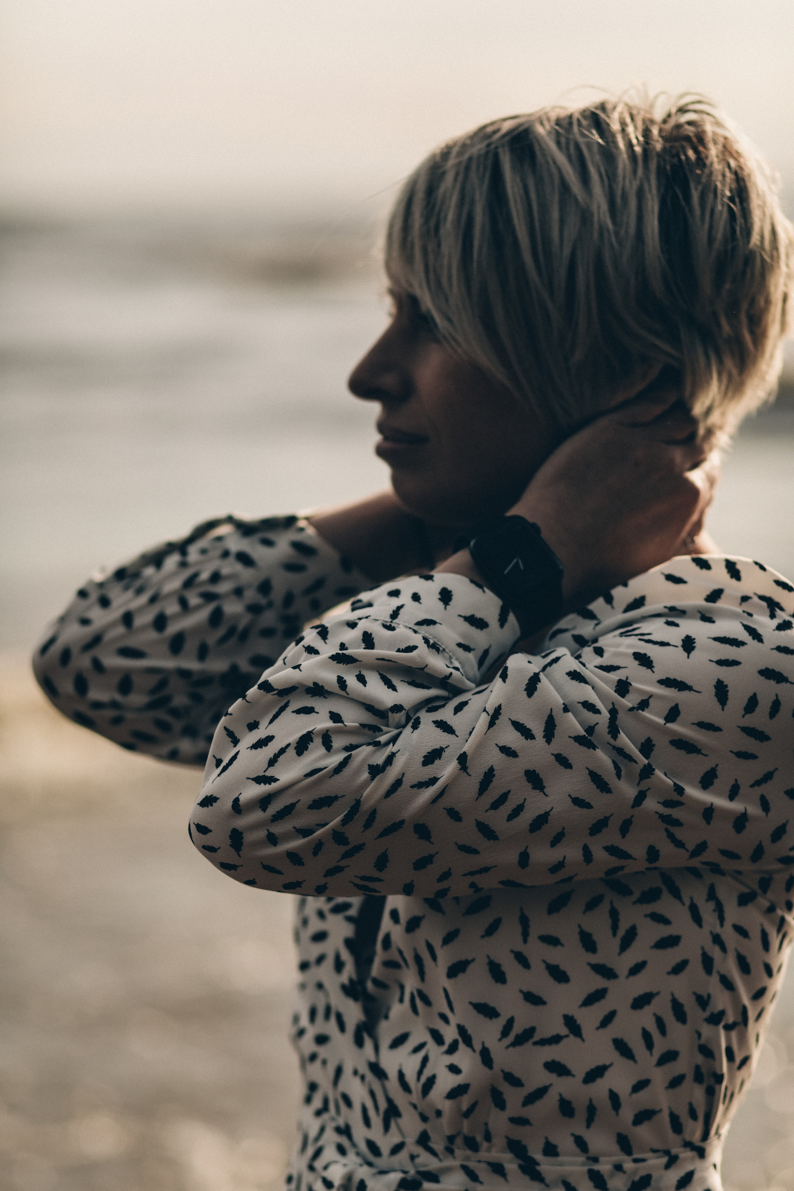 Фотосъемка на Финском заливе. Фотограф из Санкт-Петербурга Оксана Валковая. Женский портрет. Портрет