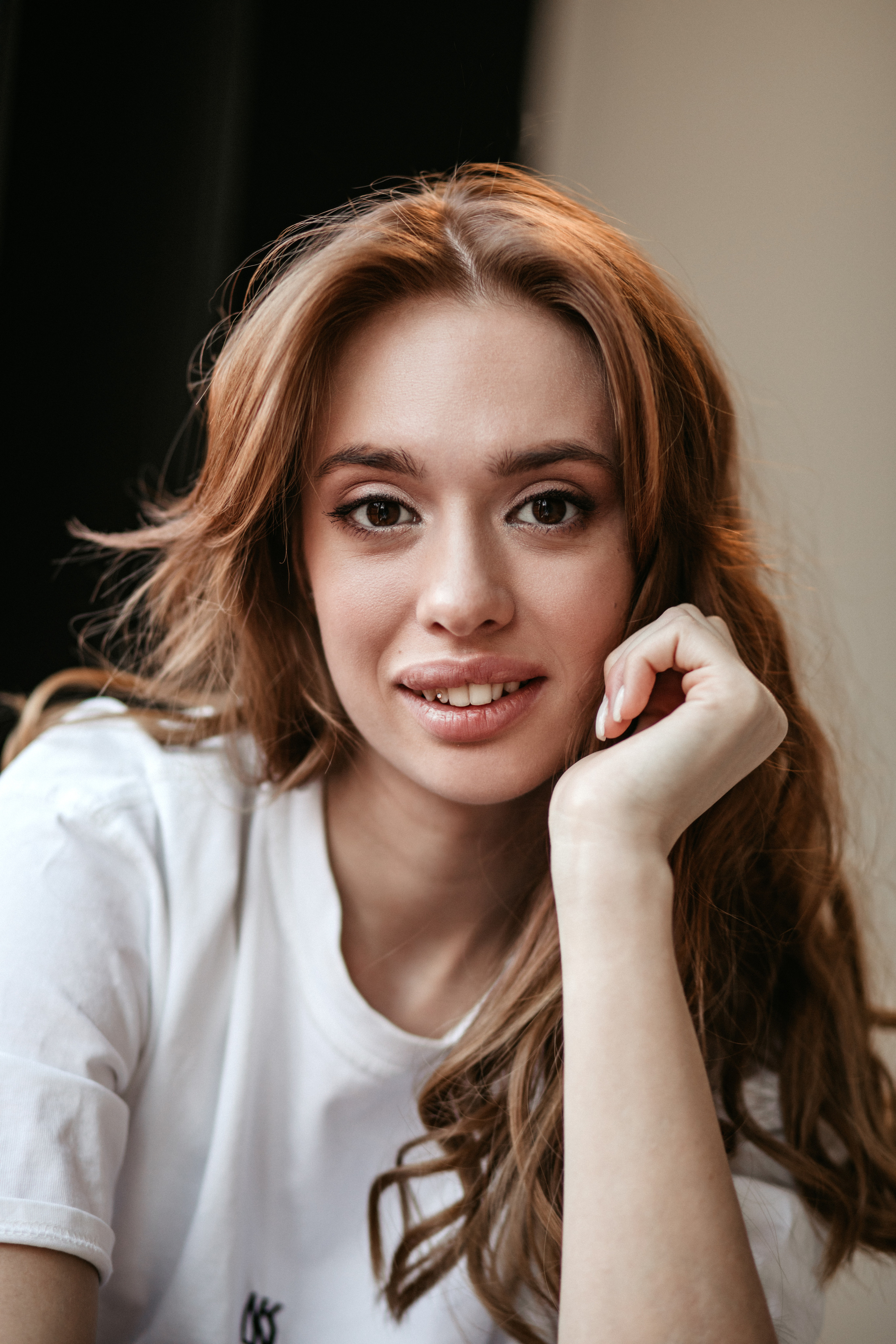 Фотосессия девушки в студии. Фотограф из Санкт-Петербурга Оксана Валковая. Женский портрет. Портрет