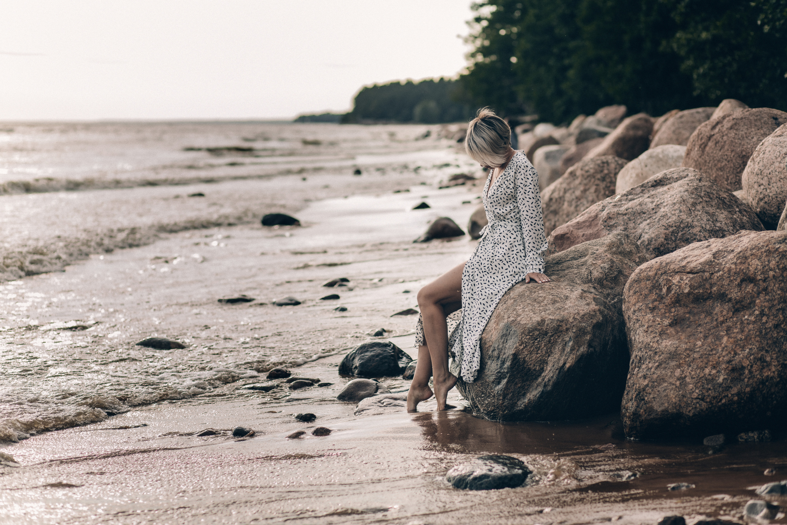 Фотосъемка на Финском заливе. Фотограф из Санкт-Петербурга Оксана Валковая. Женский портрет. Портрет
