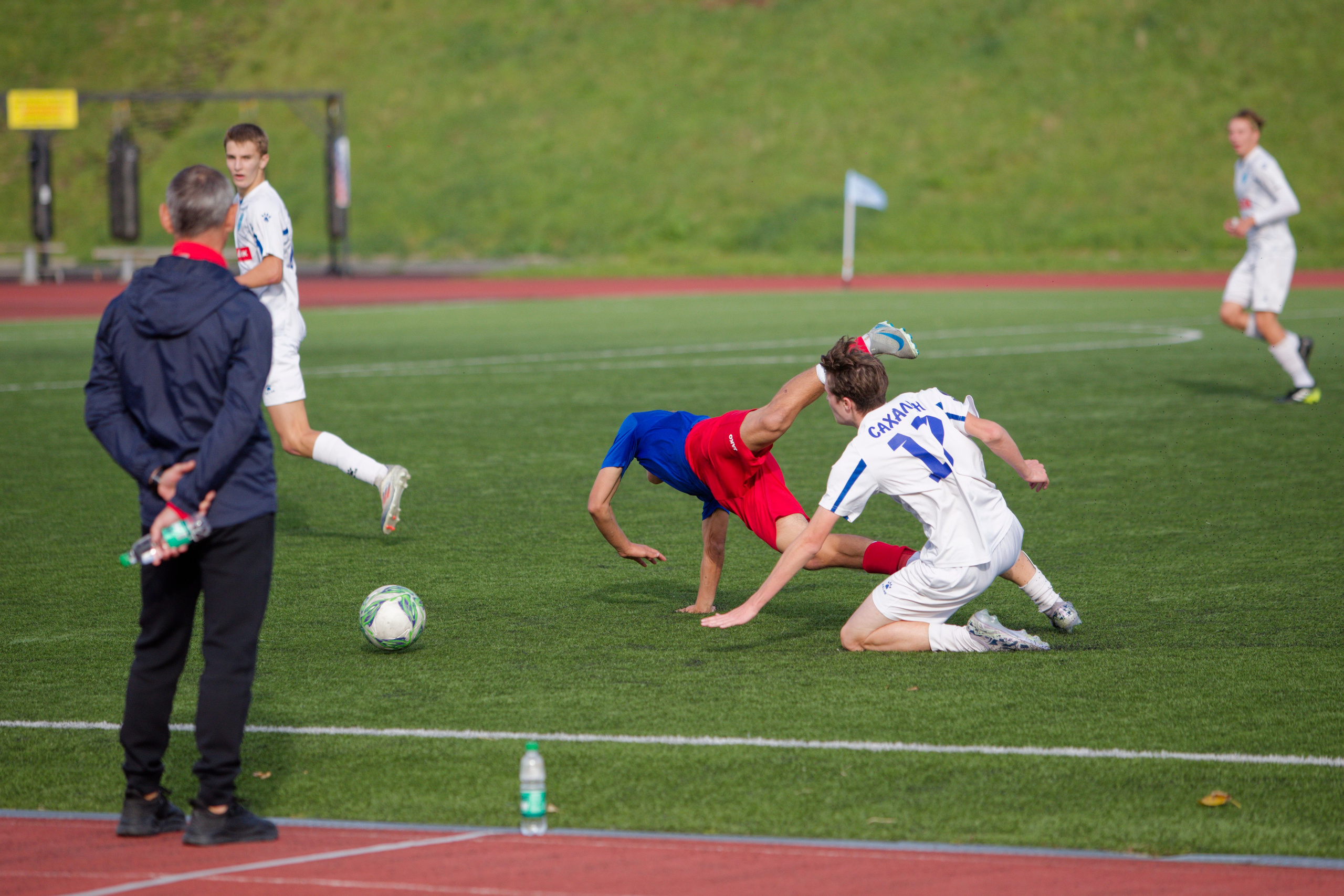 Матч ЮФЛ Сахалин-Хабаровск (U-18). Кутузов Евгений Фотограф в Южно-Сахалинске