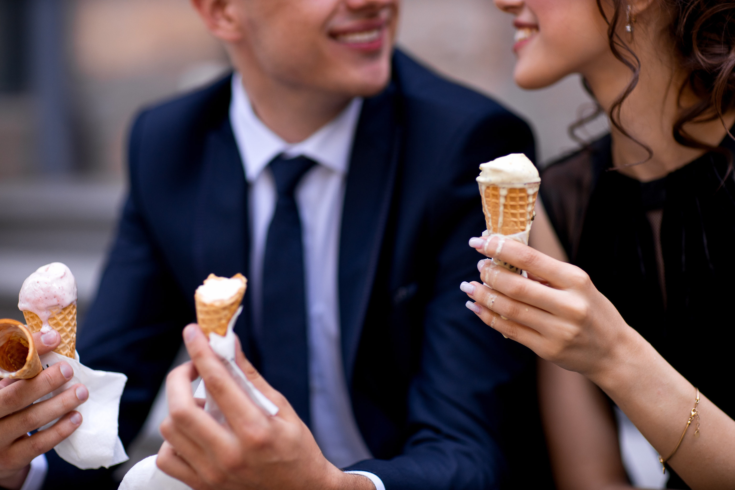 LoveStory с мороженным. Свадебный и семейный фотограф в Алматы Алексей Балышев