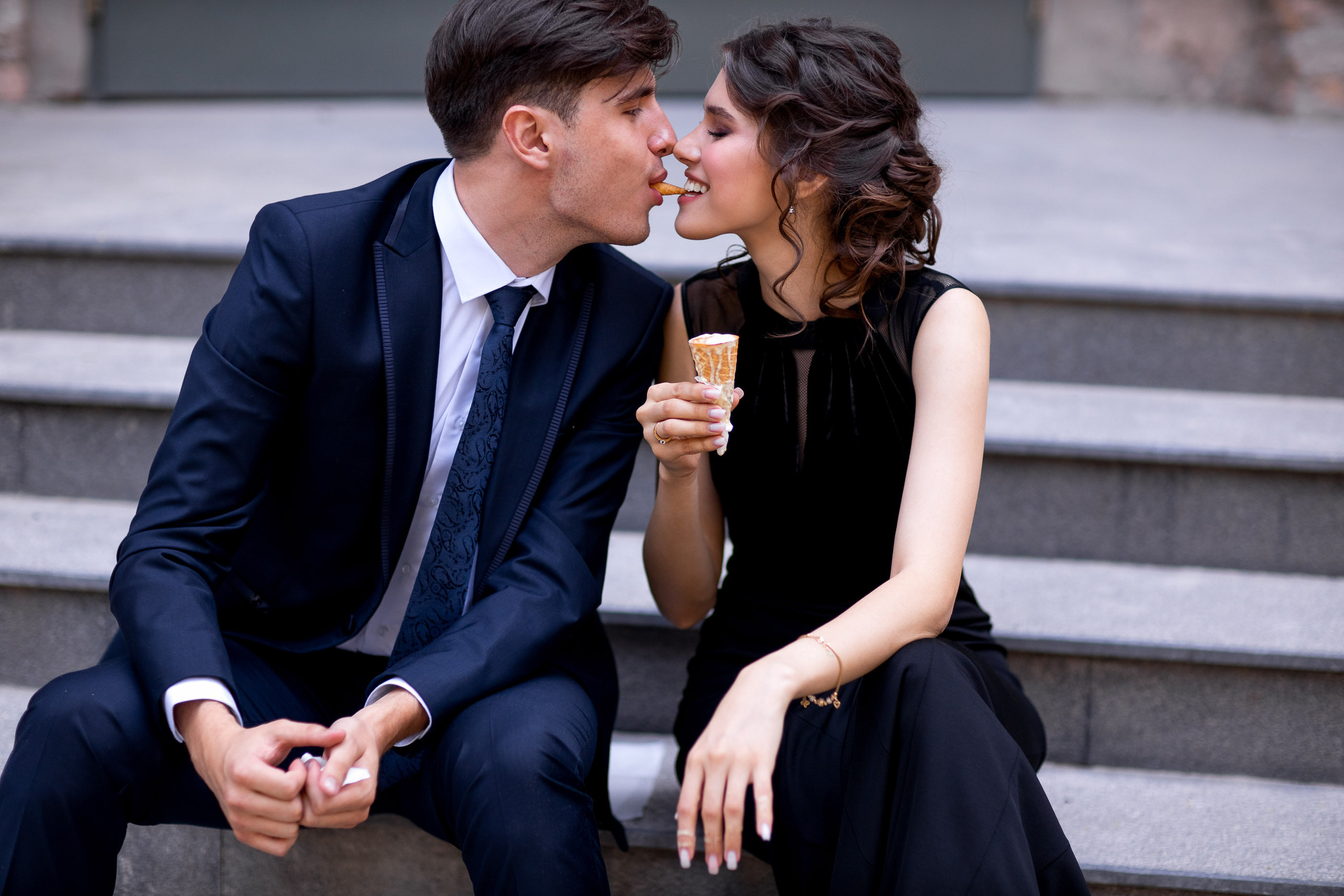 LoveStory с мороженным. Свадебный и семейный фотограф в Алматы Алексей Балышев