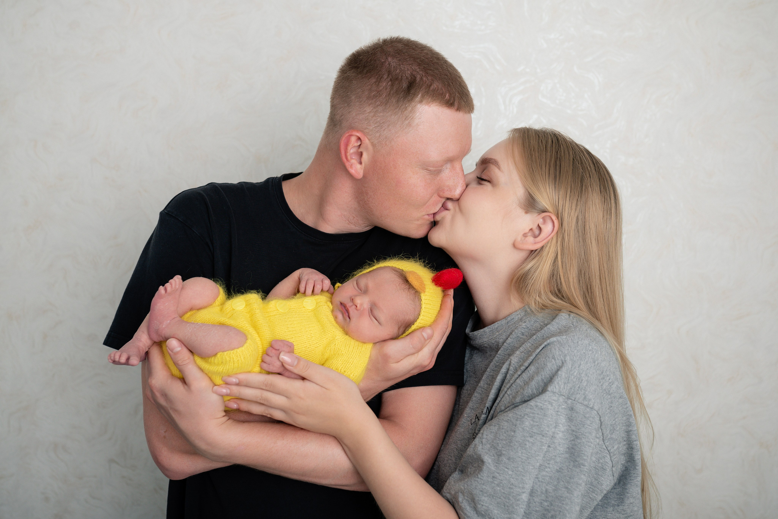 Малышке 2 недели. Фотограф новорожденный малышей Новосибирск
