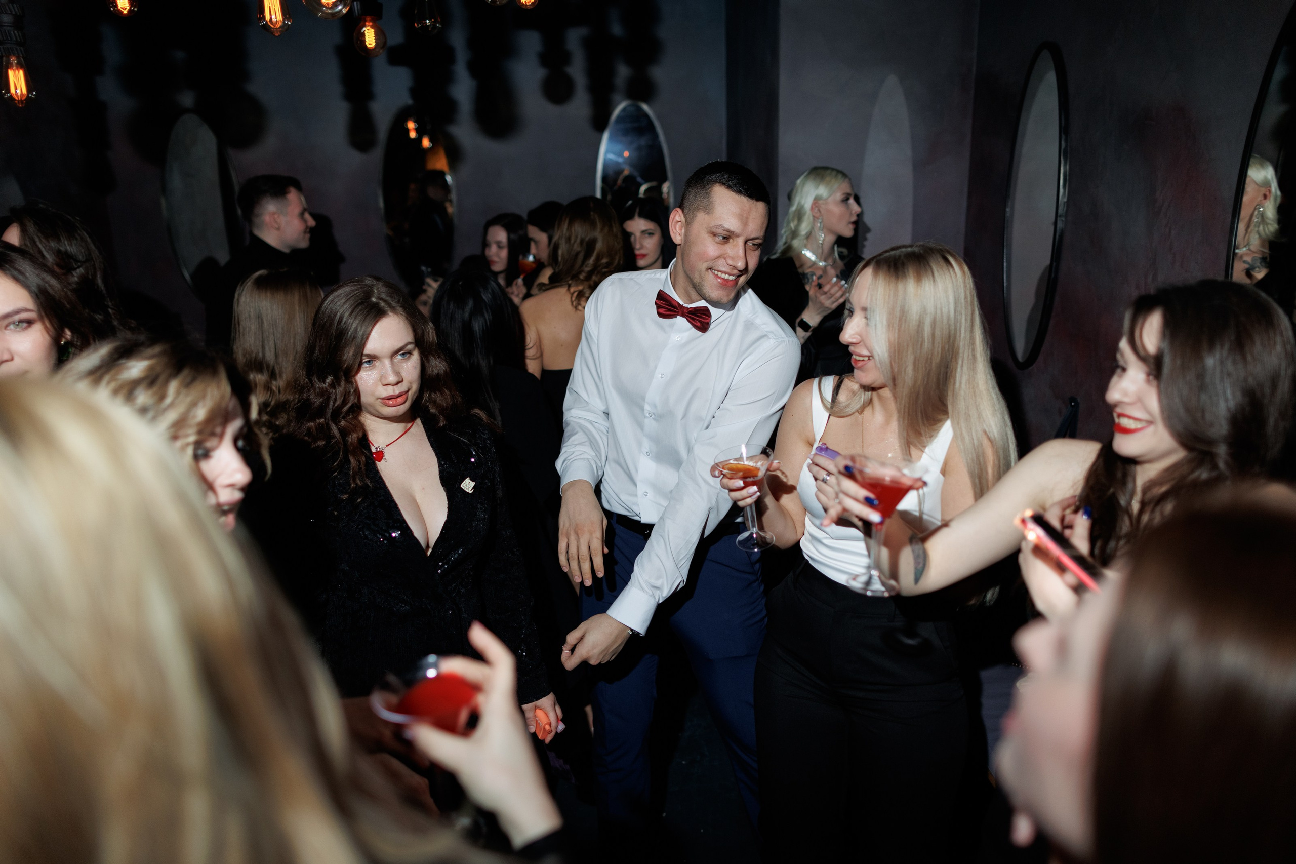 New Year Подружки 23/2024. Свадебный, портретный и репортажный фотограф Дмитрий Карпов