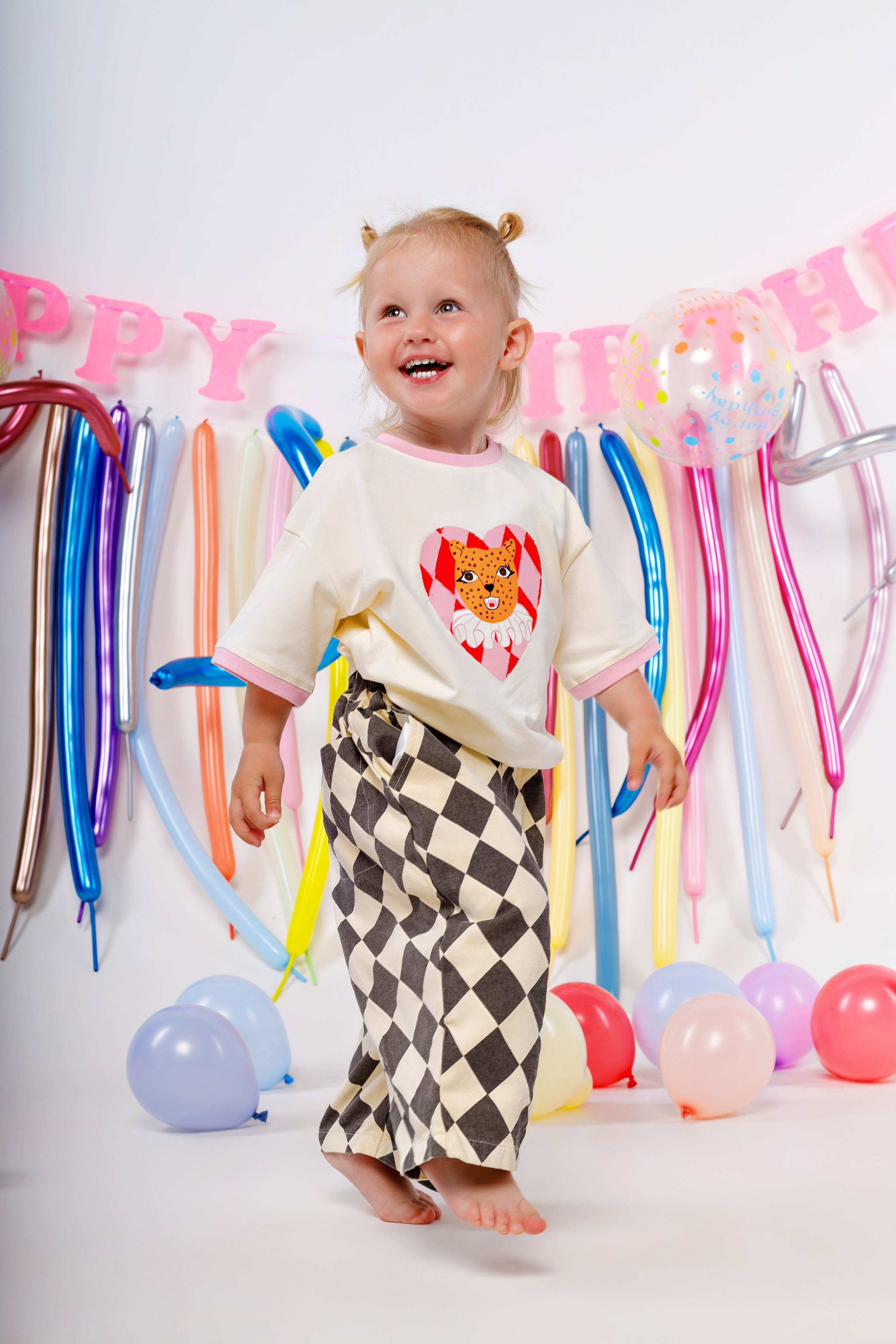 Детская фотосессия на 2 года в Сочи. Детский студийный фотограф Сочи