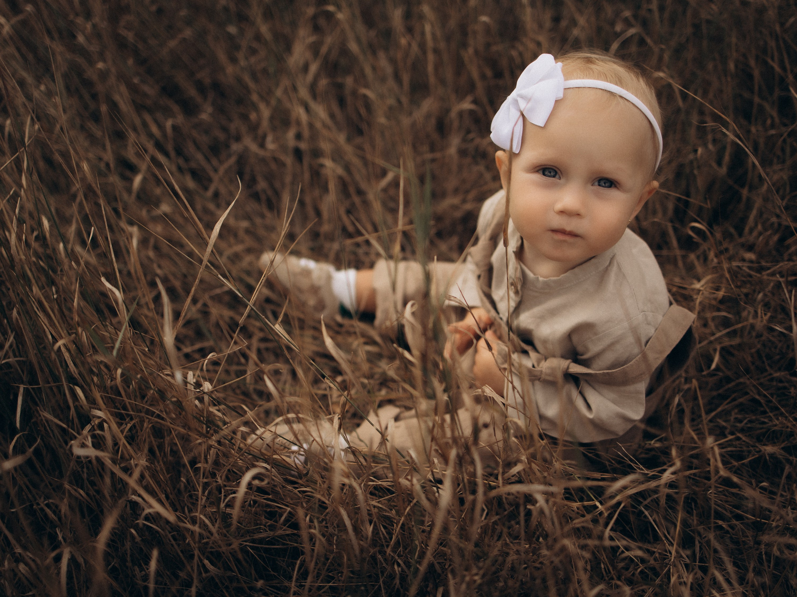 Мама с дочкой. Конюшня. Семейный фотограф в Краснодаре Храмова Анна