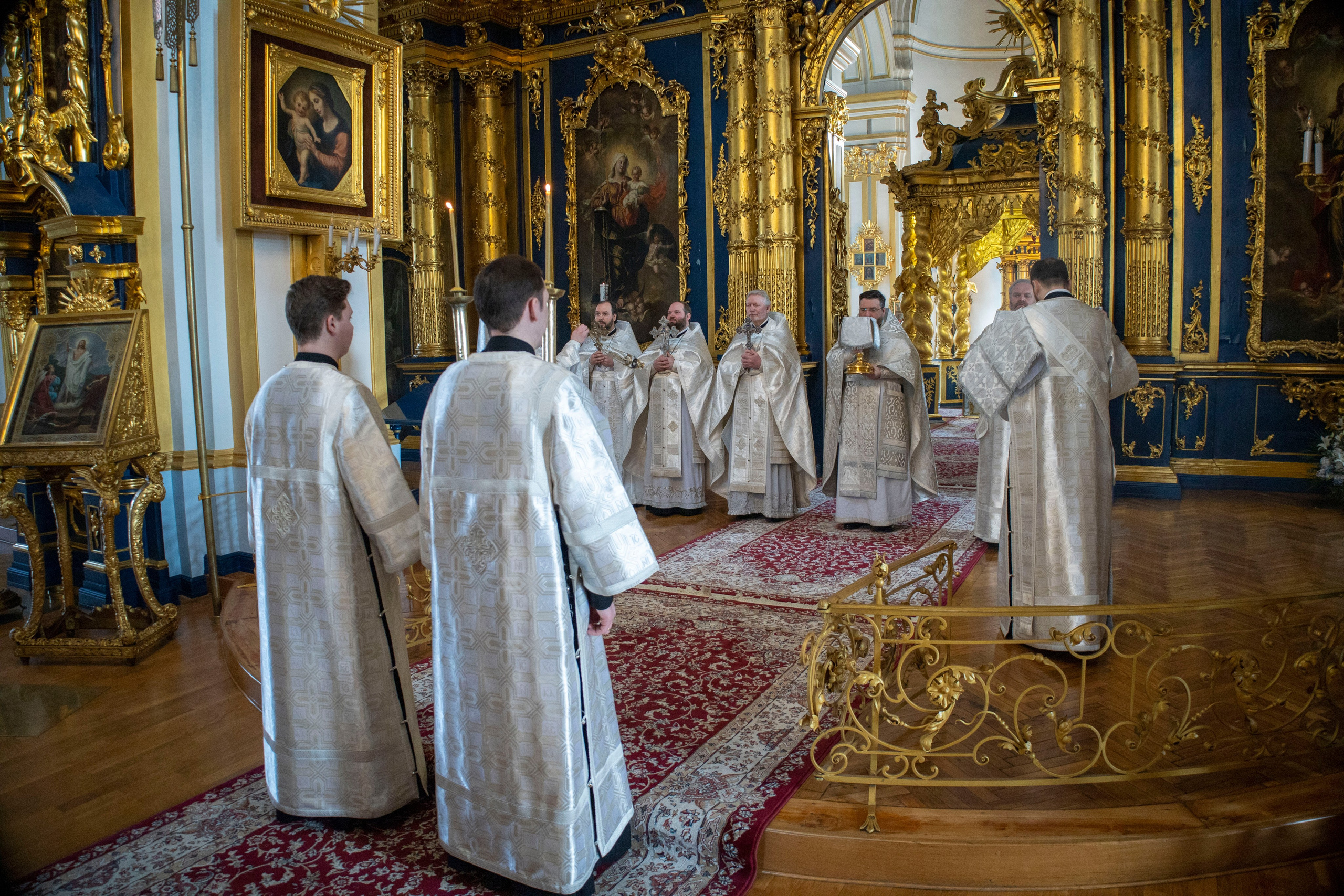 ВЕЛИКАЯ СУББОТА. НИКОЛО-БОГОЯВЛЕНСКИЙ МОРСКОЙ СОБОР