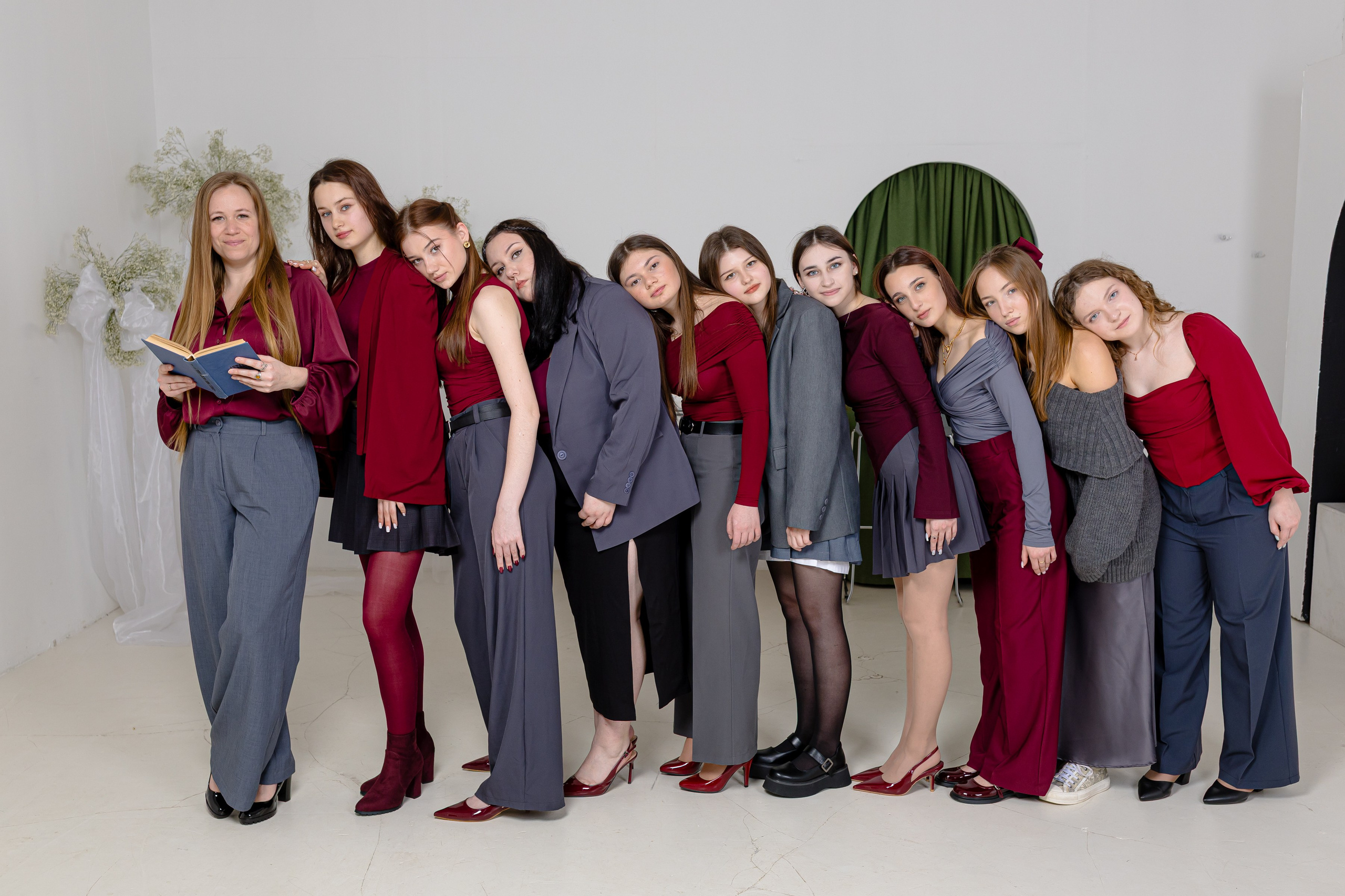 Съемка в студии 9/11классы. Выпускные альбомы Чехов