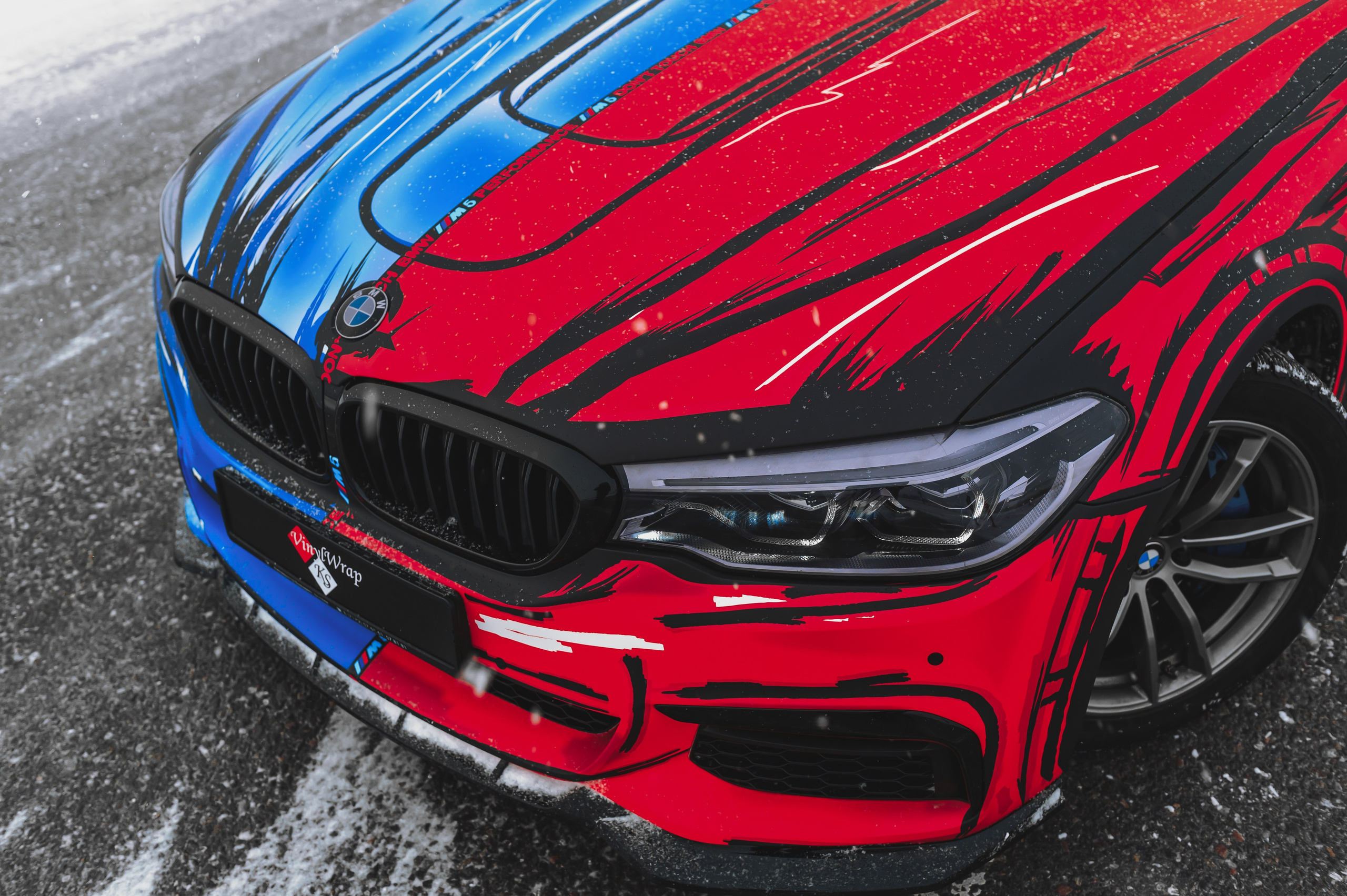 Винилография на BMW 5 G20. Студия дизайна и оклейки авто Barmaley Design