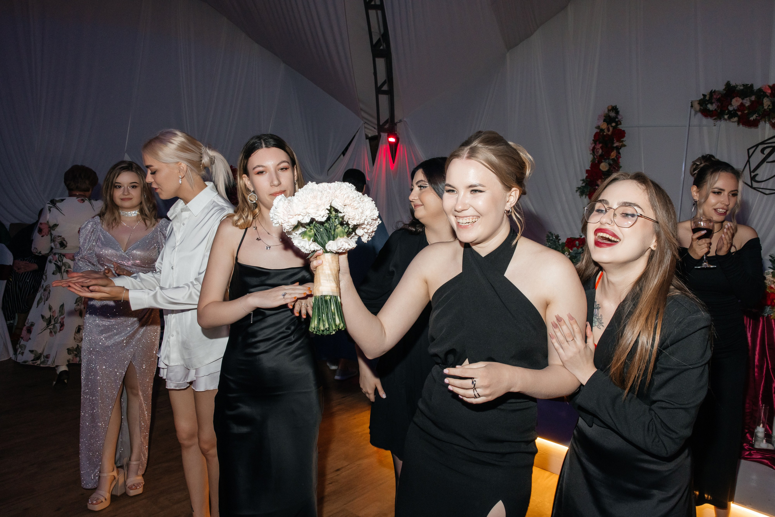 Лада и Рустам. Ведущая на свадьбу, корпоратив, юбилей в Москве Бойчук Наталья