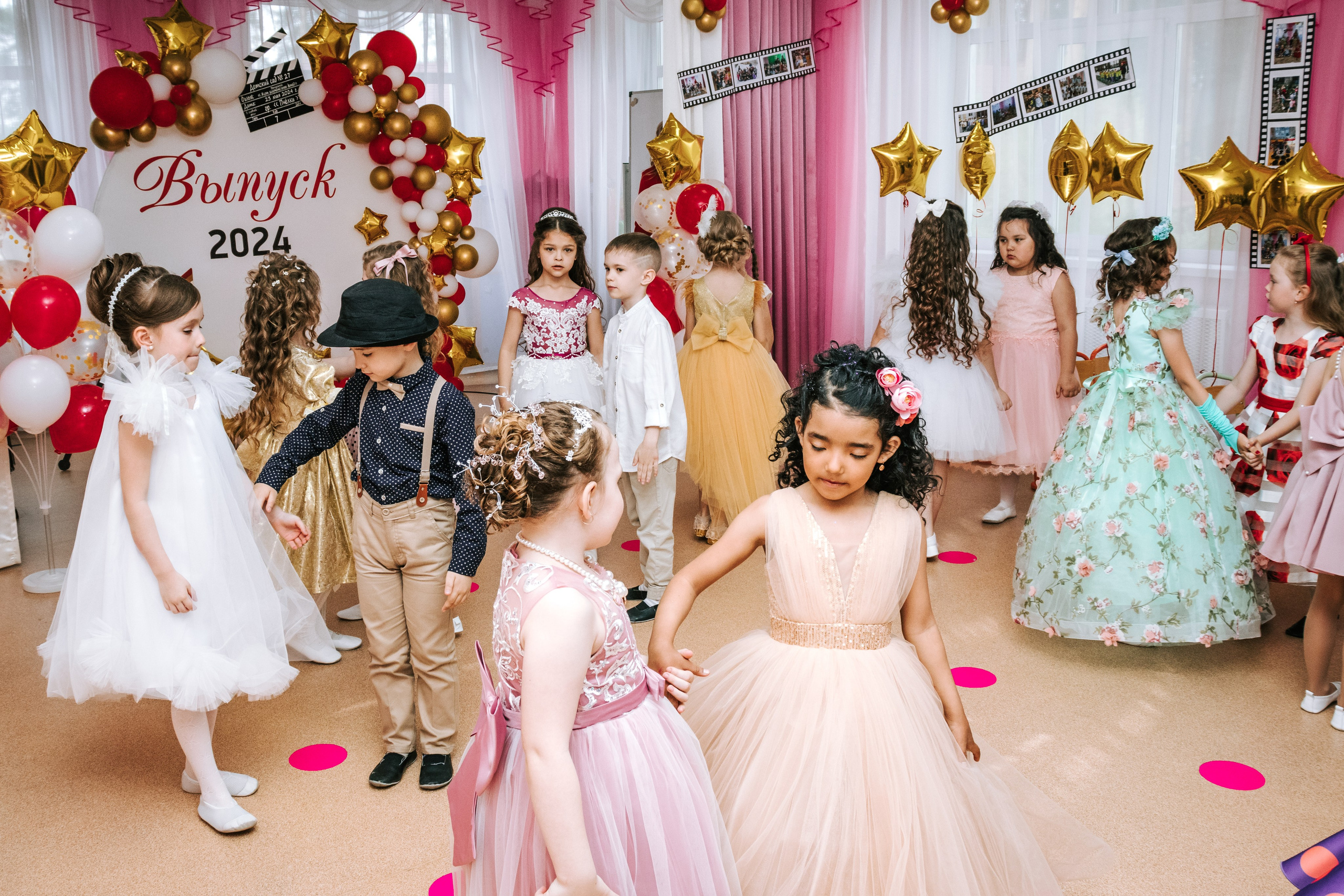 Фотограф на выпускной Детского сада Томск. Фотограф в Томске Дарья Пучкина