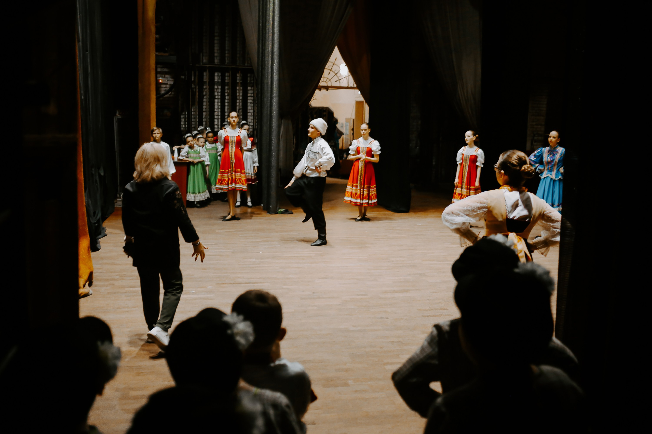 «Уральский сувенир». Концерт танцевальной студии. Фотограф в Челябинске Ополихина Анна