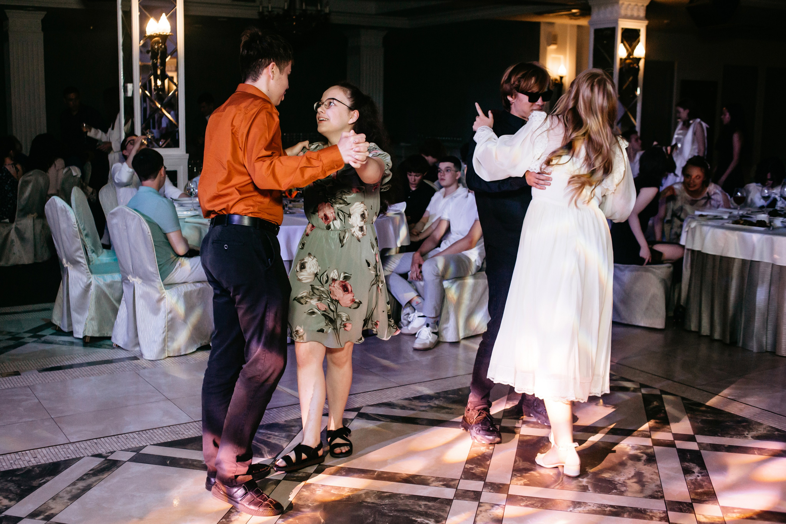 Выпускной 2025 (9класс) 124 школа. Фотограф в Челябинске Ополихина Анна