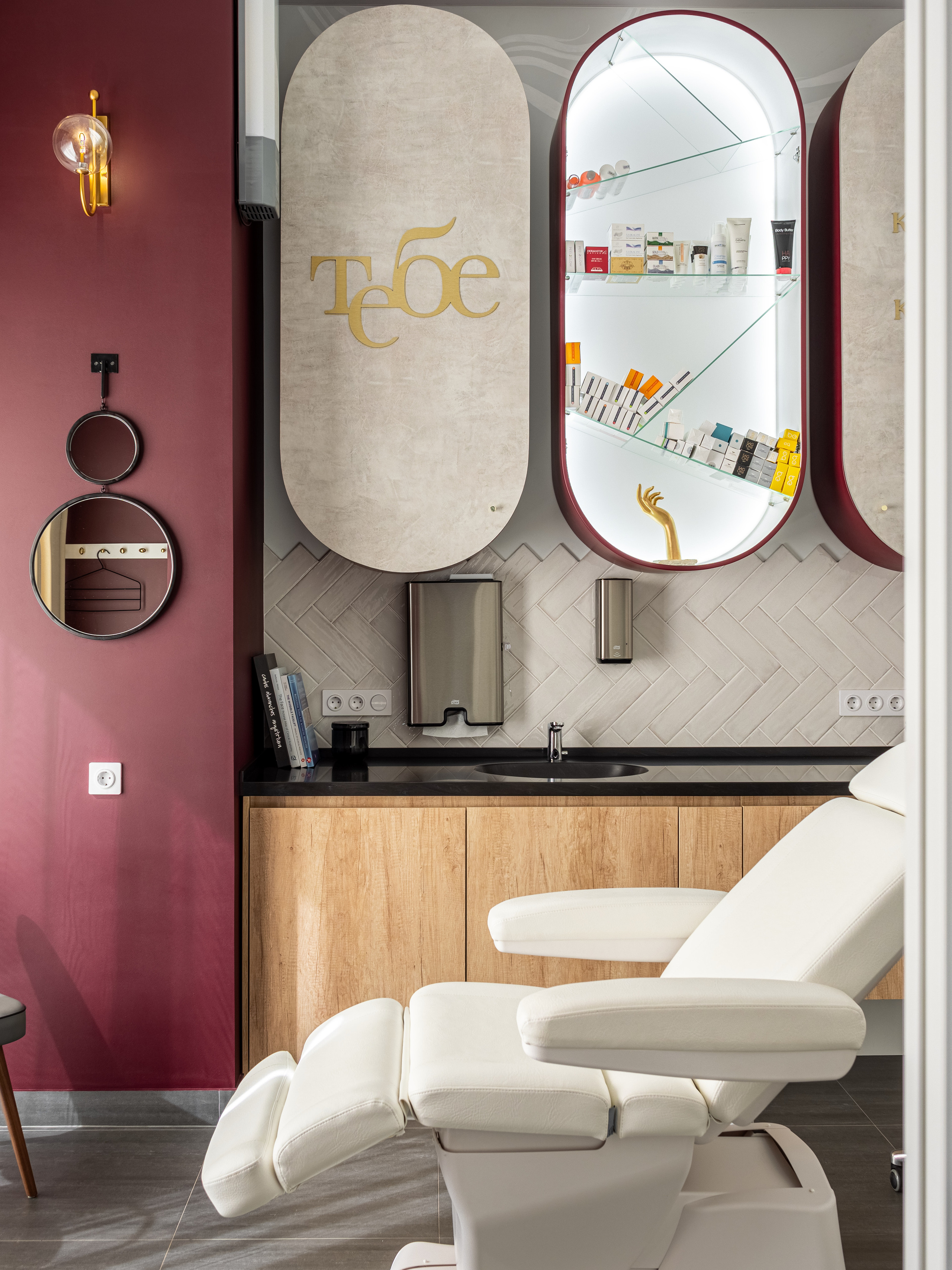 Клиника превентивной медицины «Тебе». Дизайн интерьера от Дмитрия Баландина