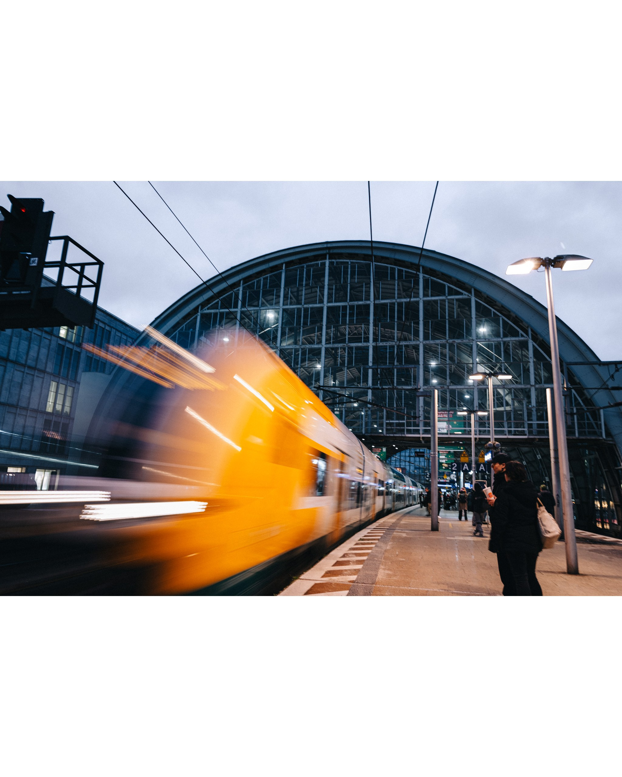 Street. Если ты на Земле — звони