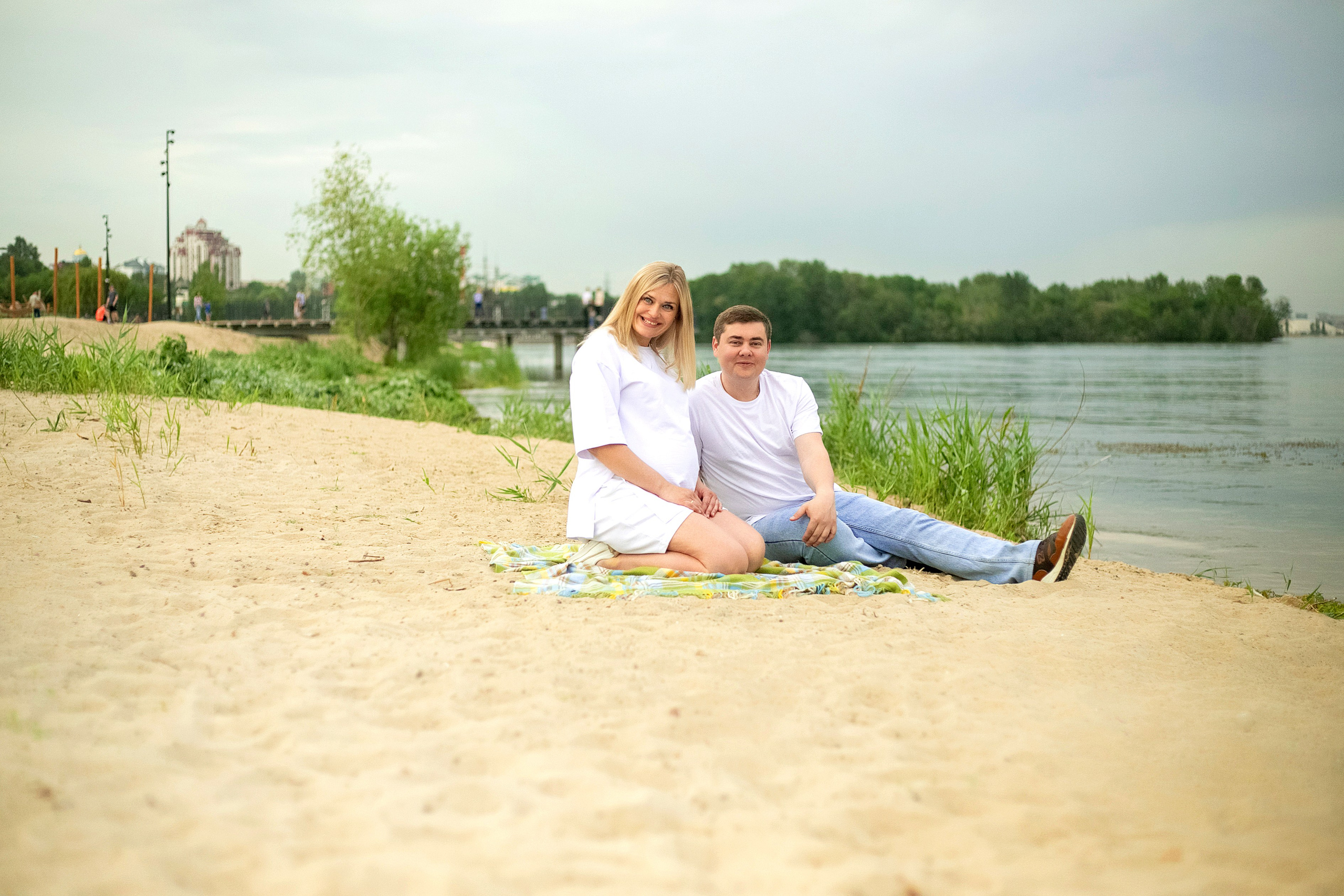 Семейная фотосессия — прогулка по набережной. Вера Соколова фотограф Воронеж