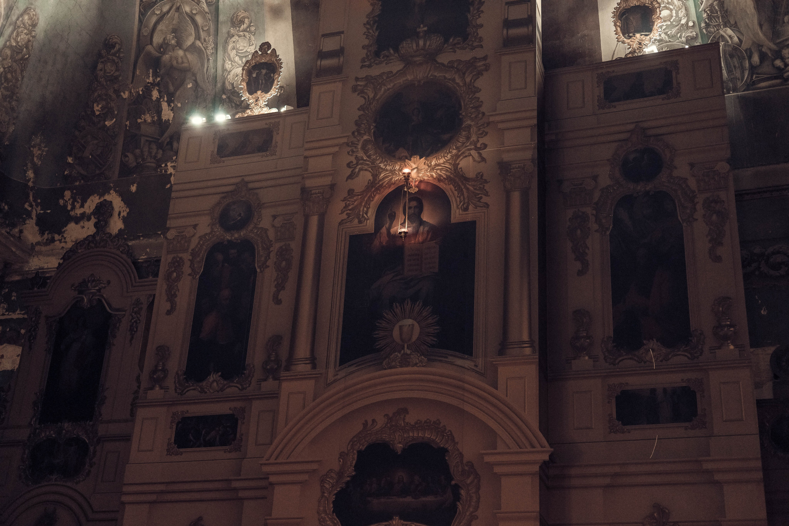 Храм Воскресения Словущего в Барашах.Всенощное накануне дня памяти Спиридона Тримифунтского. Артеменкова Анна Фотограф