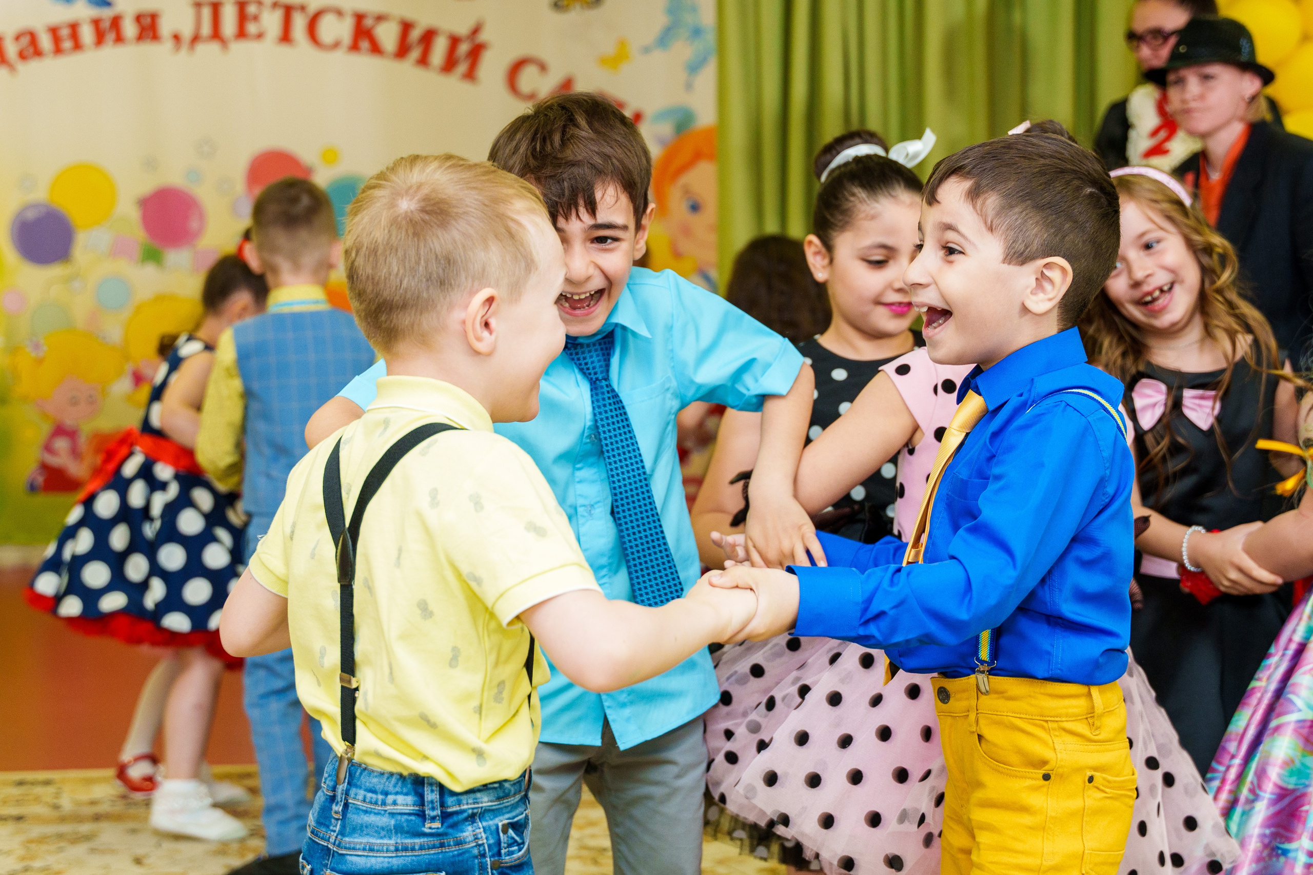 Выпускные в саду. Фотограф Юлия Попова