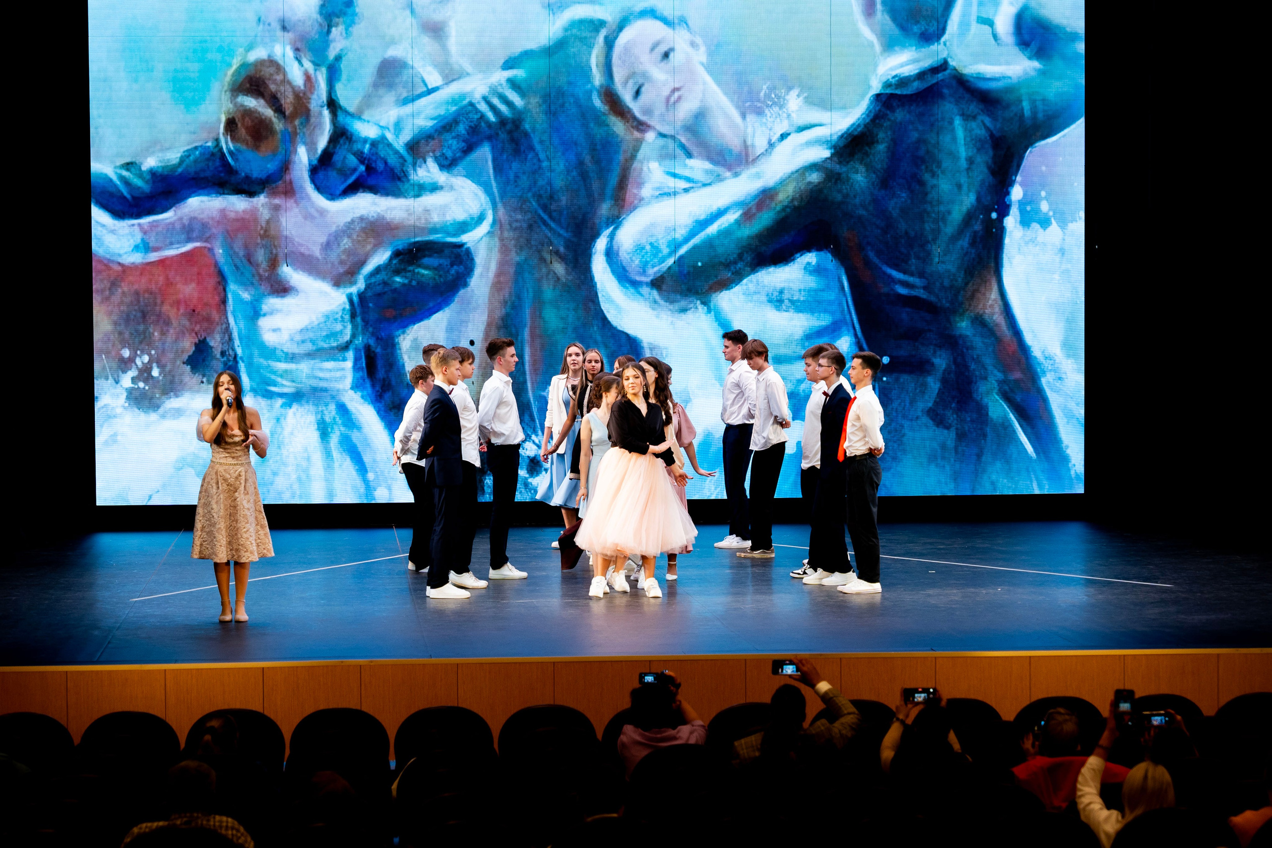 Выдача аттестатов 9 классы. Фотограф Юлия Попова