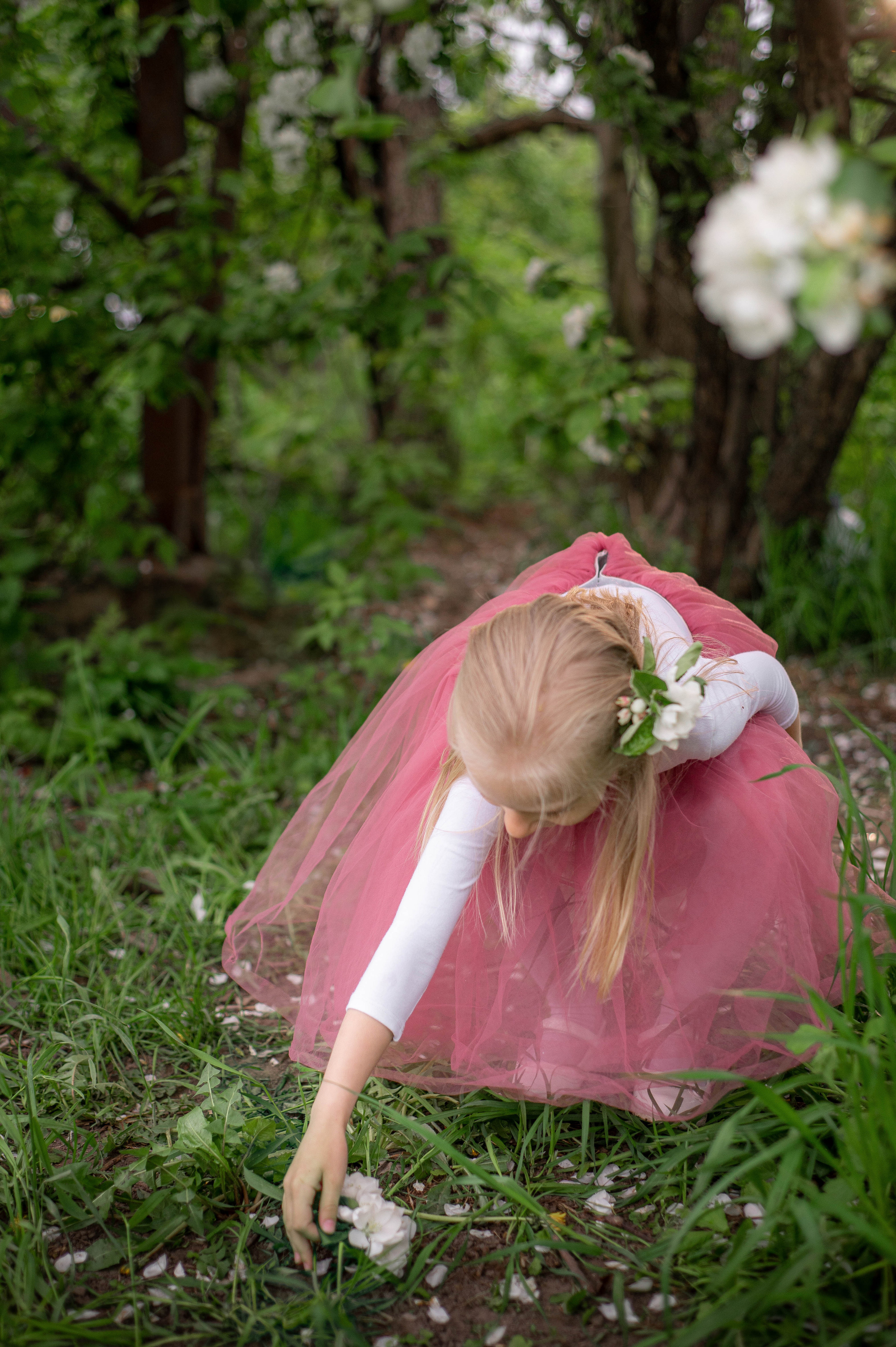 съёмка в цветении, фотосессия в цветении, фотосессия в яблонях, вишни, сакура, цветение, весна, весенняя фотосессия, девочка с цветами, балерина, юбка-пачка, цветы, весна