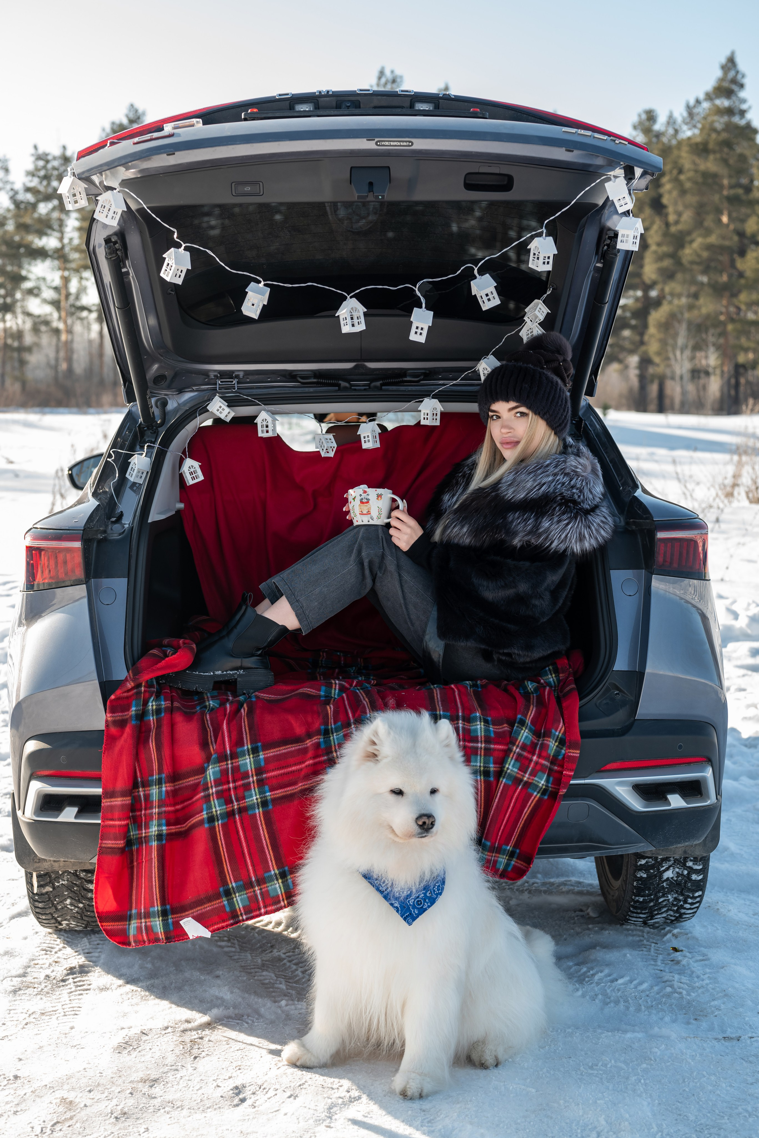 Фотопроект с Платоном и машиной на улице. Фотограф в городе Салават