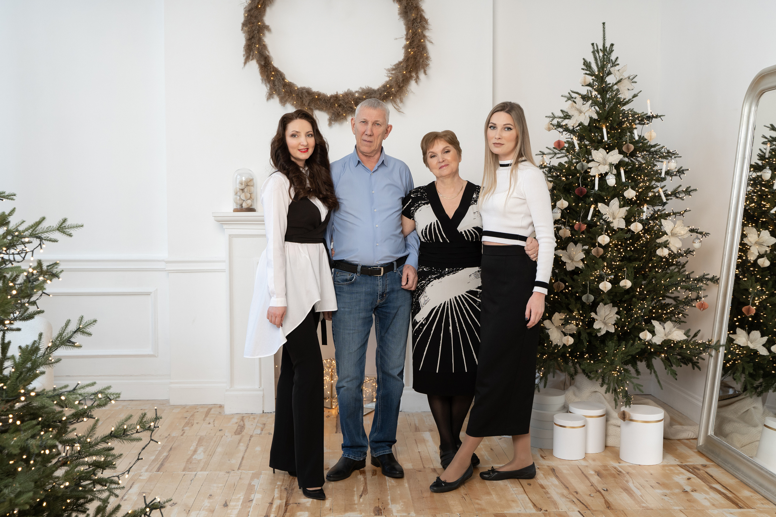 Новогодняя семейная фотосессия. Студия Svet. Фотограф Татьяна Мамонтова