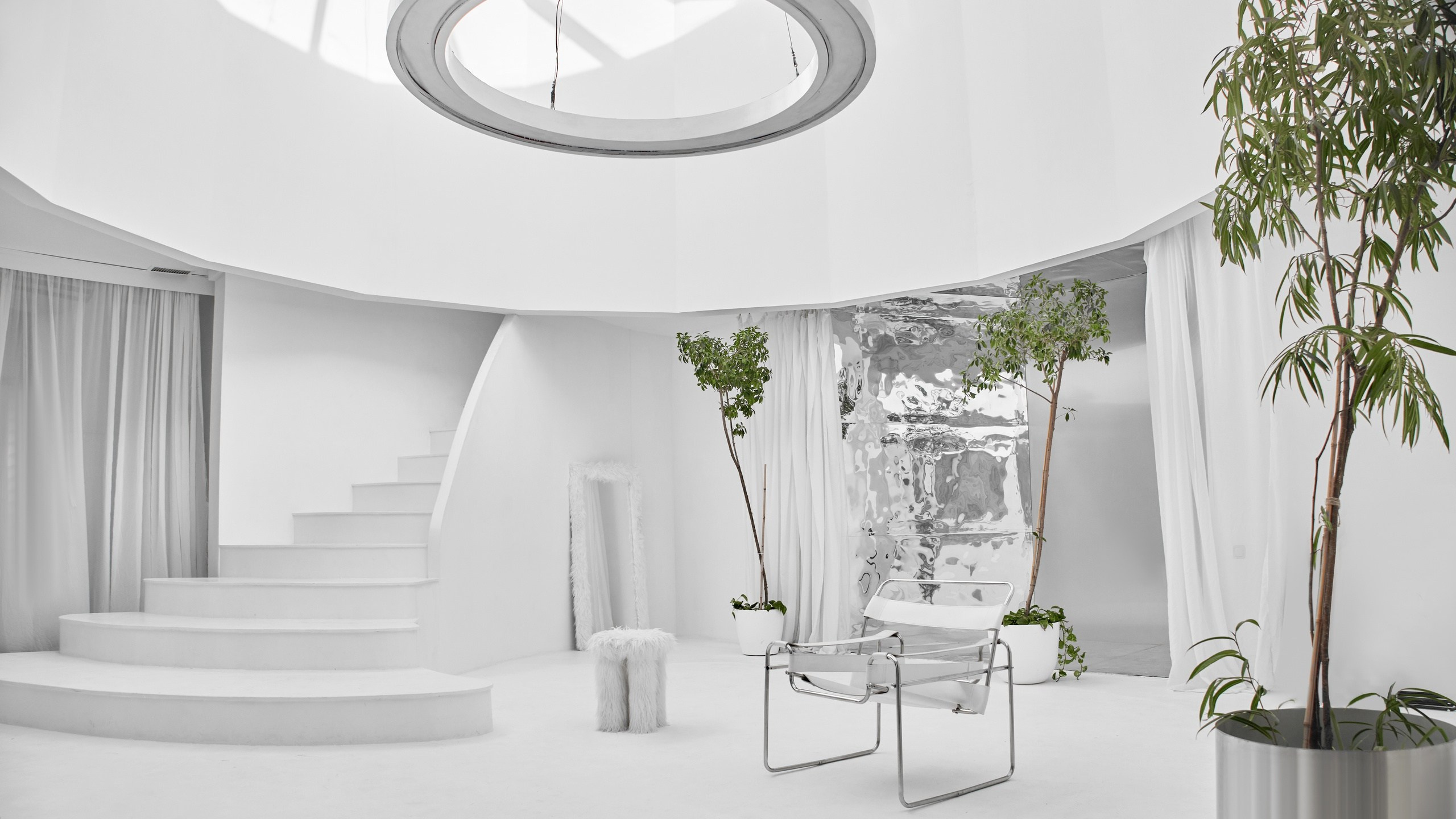 Лучшие фотостудии Москвы для съемки одежды и других товаров