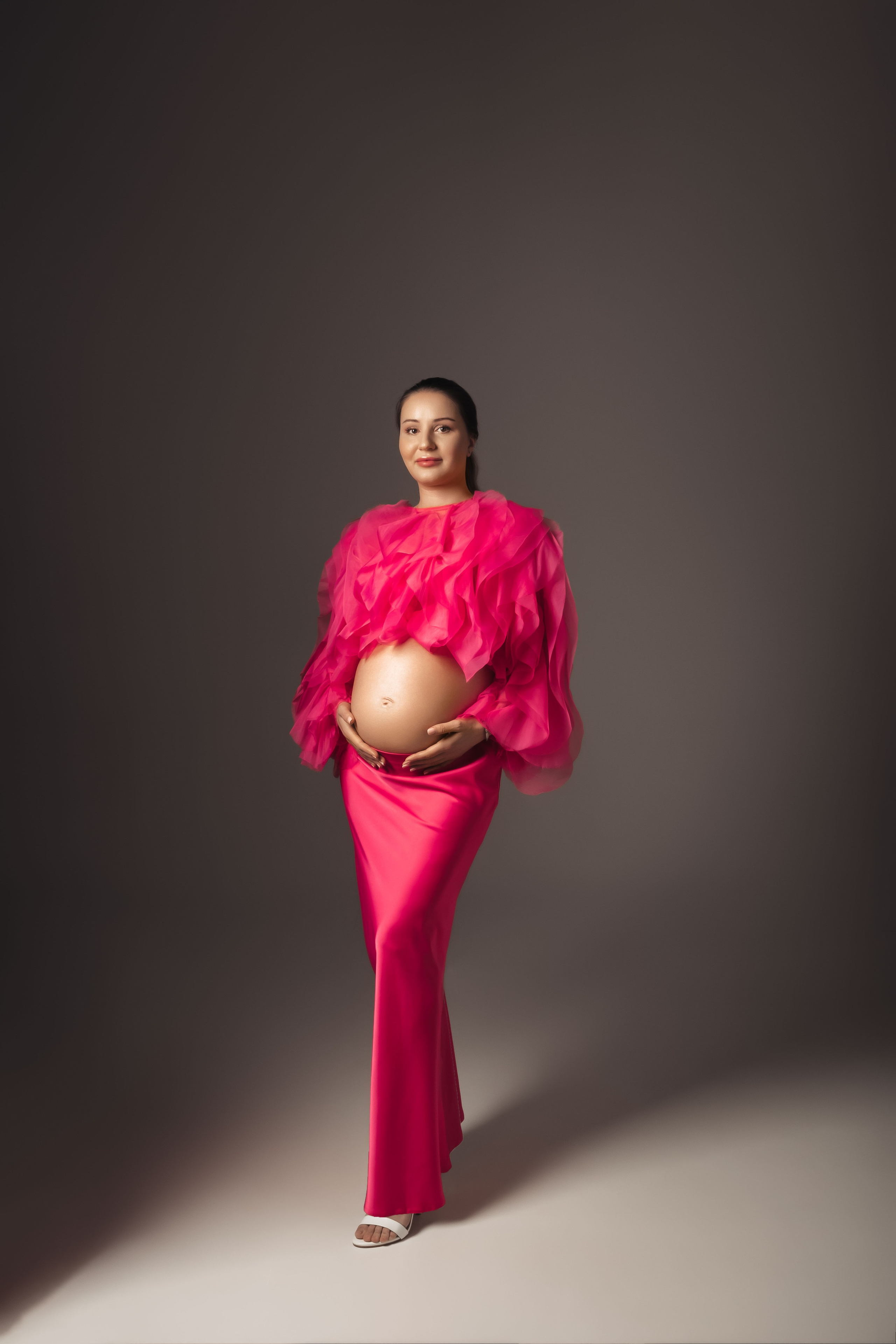 Беременность. Студия. Фотограф беременности Демочкина Елена