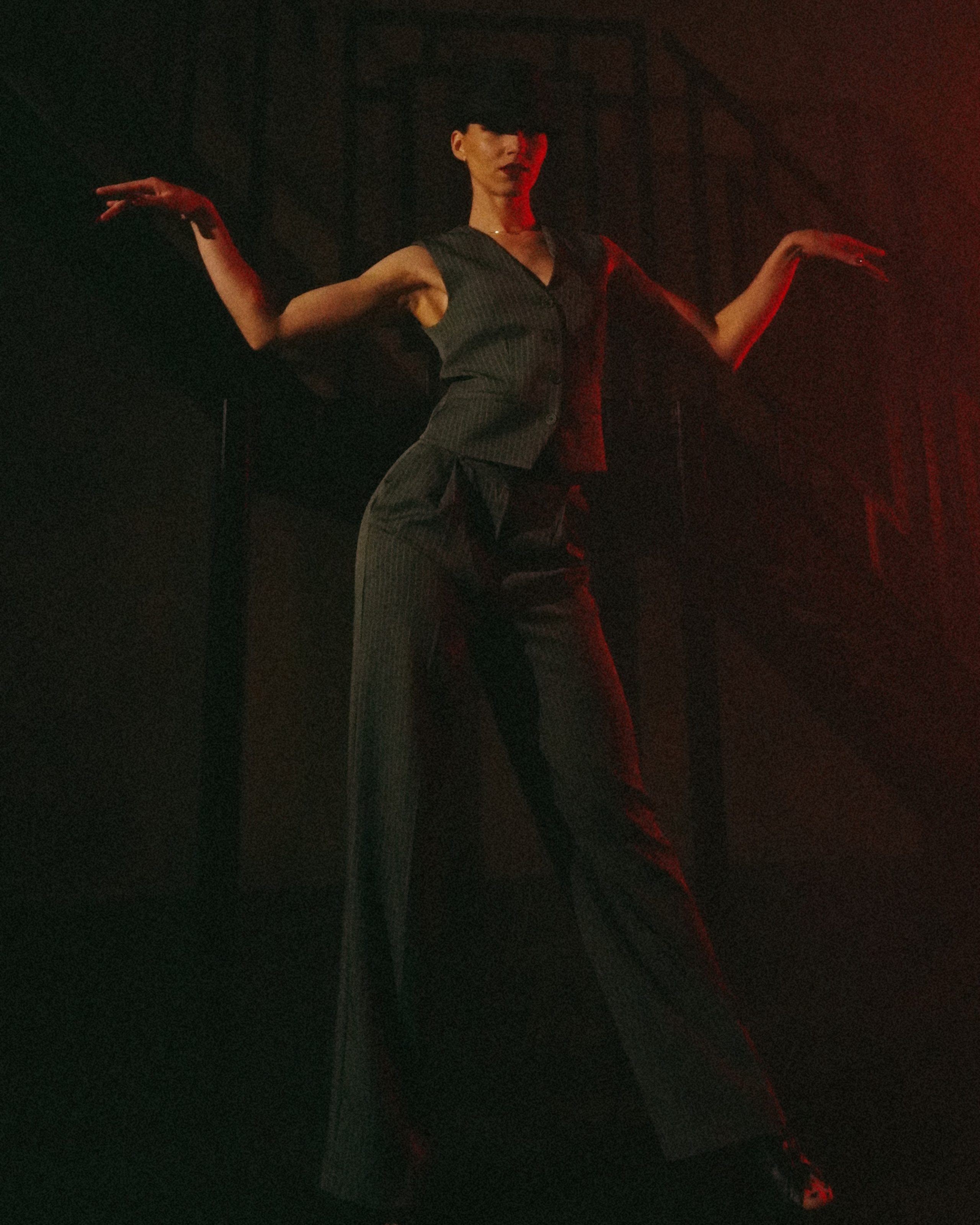 Острые козырьки. Фотограф Юлия Евсеева