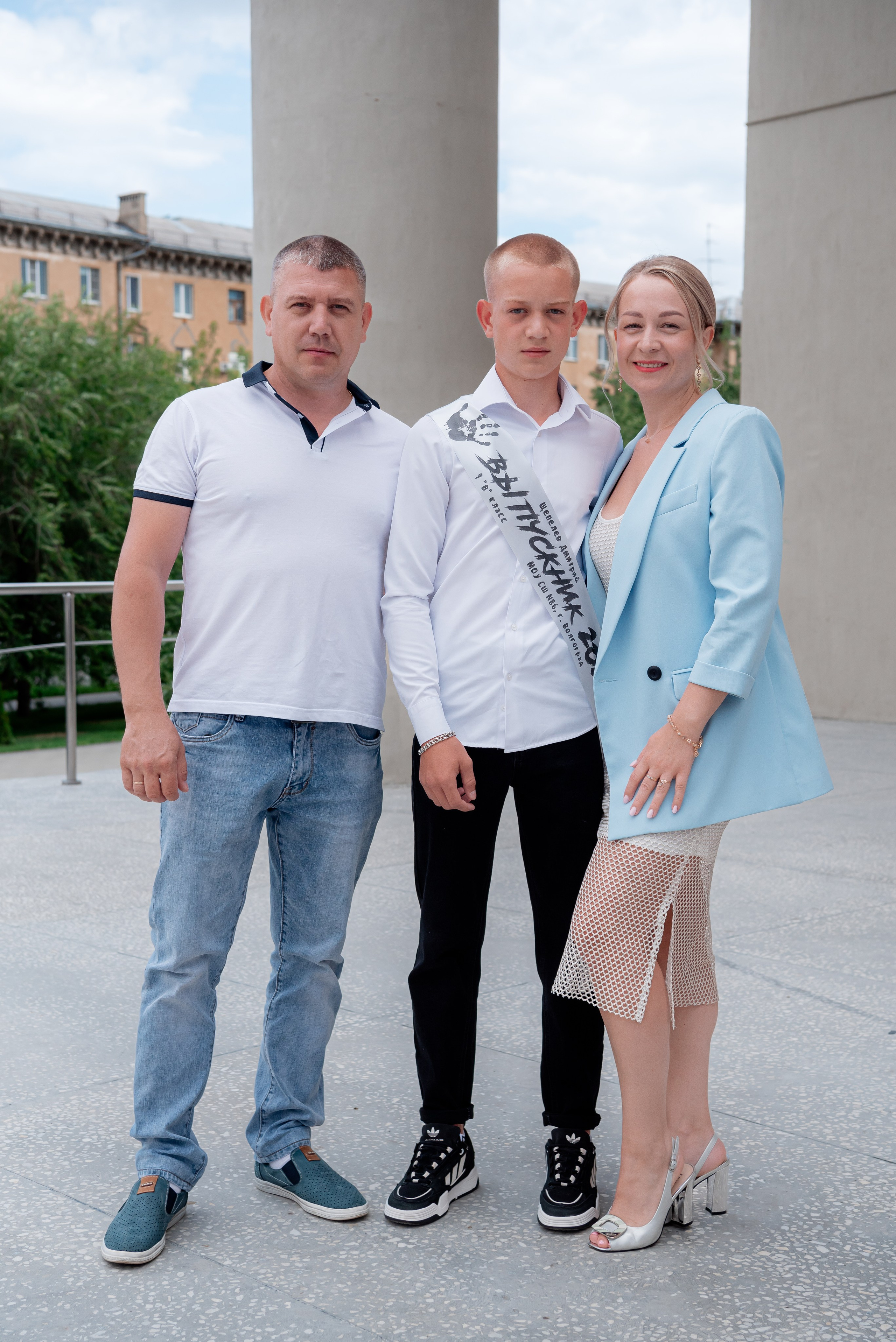 86 школа. Вручение. ДК Тракторозаводского района. Фотограф в Волгограде и Волжском Александр Горбань