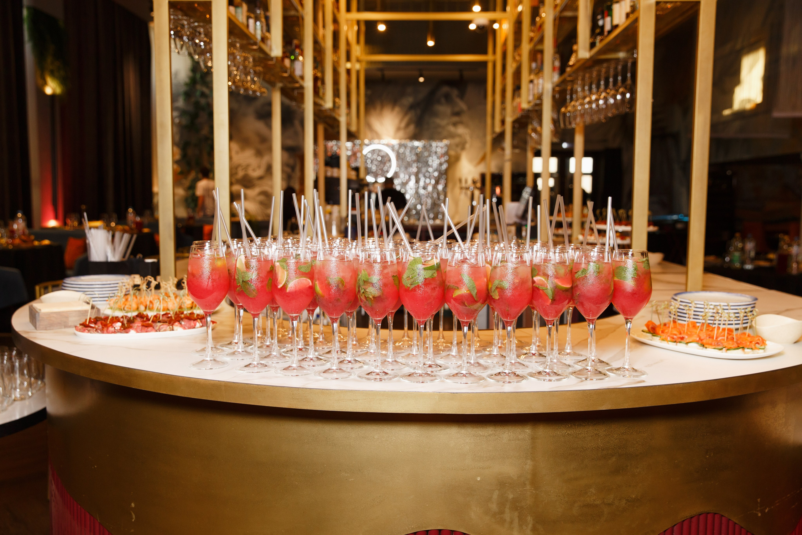 Фотограф на выпускной в Нижнем Новгороде. Фотограф в Нижнем Новгороде Александр Хамов