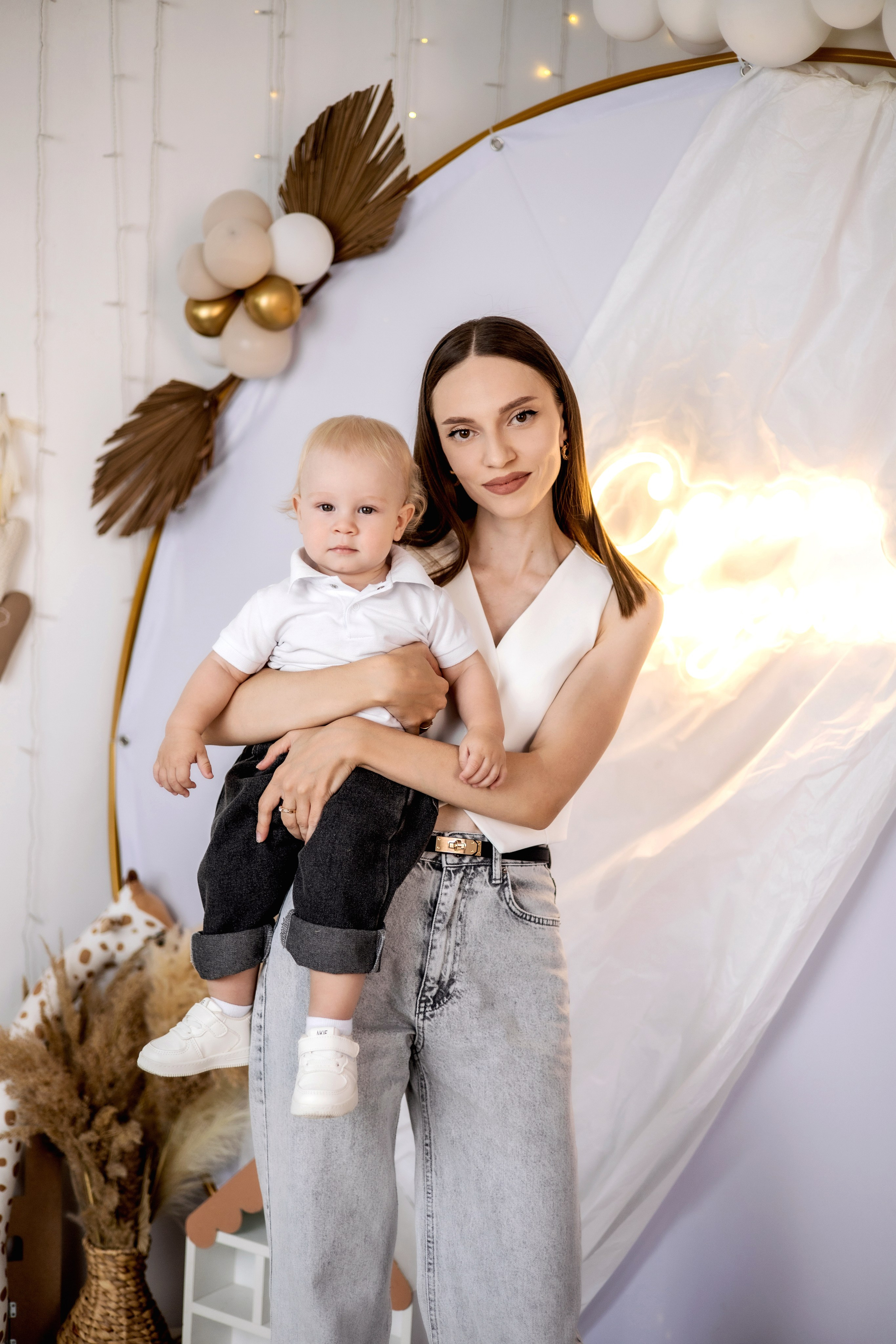 Дамиру годик. Фотограф Надежда Лукьянова