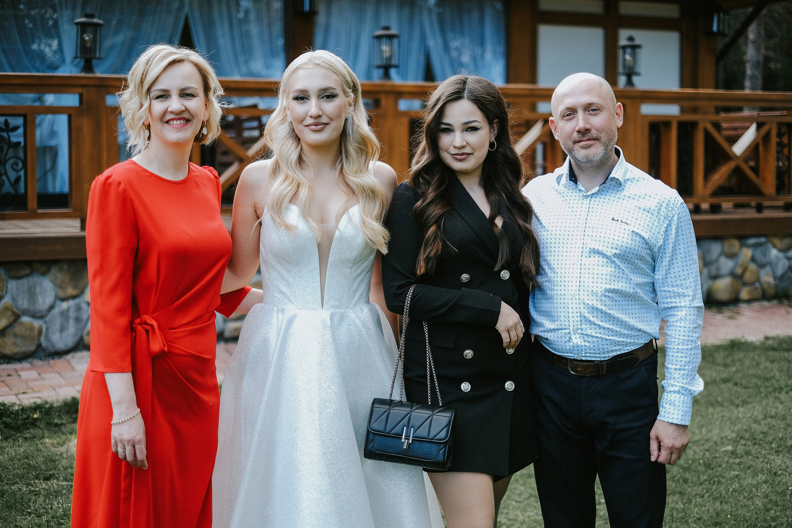 Выпускной Малые Карелы. Свадебный и репортажной фотограф Денис Ожигин в Краснодаре и Краснодарском крае