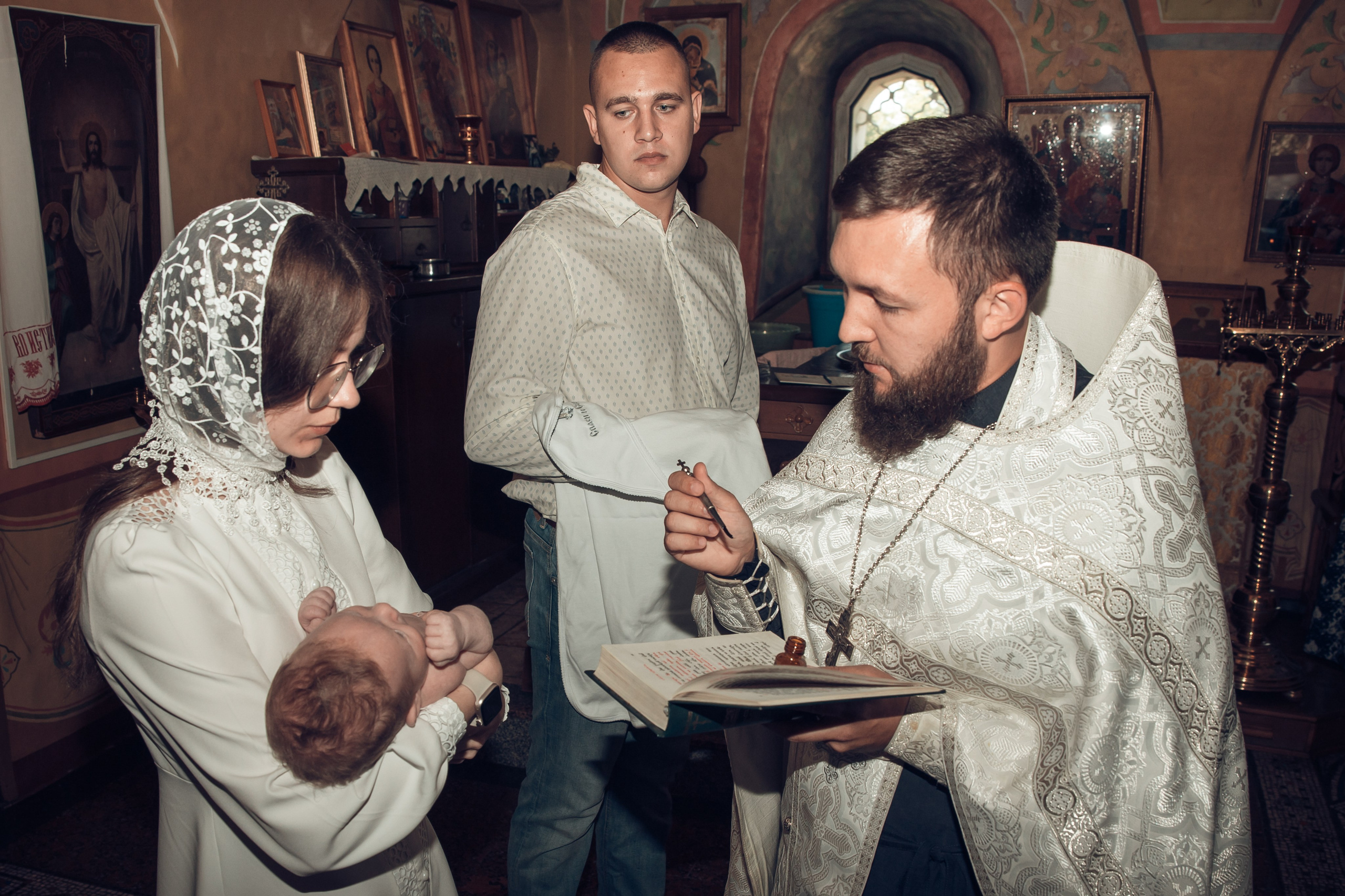 Таинство Крещения Матвея. Спасо-Преображенский храм (Спаса на Яру). Семейный фотограф в Рязани и Рязанской области