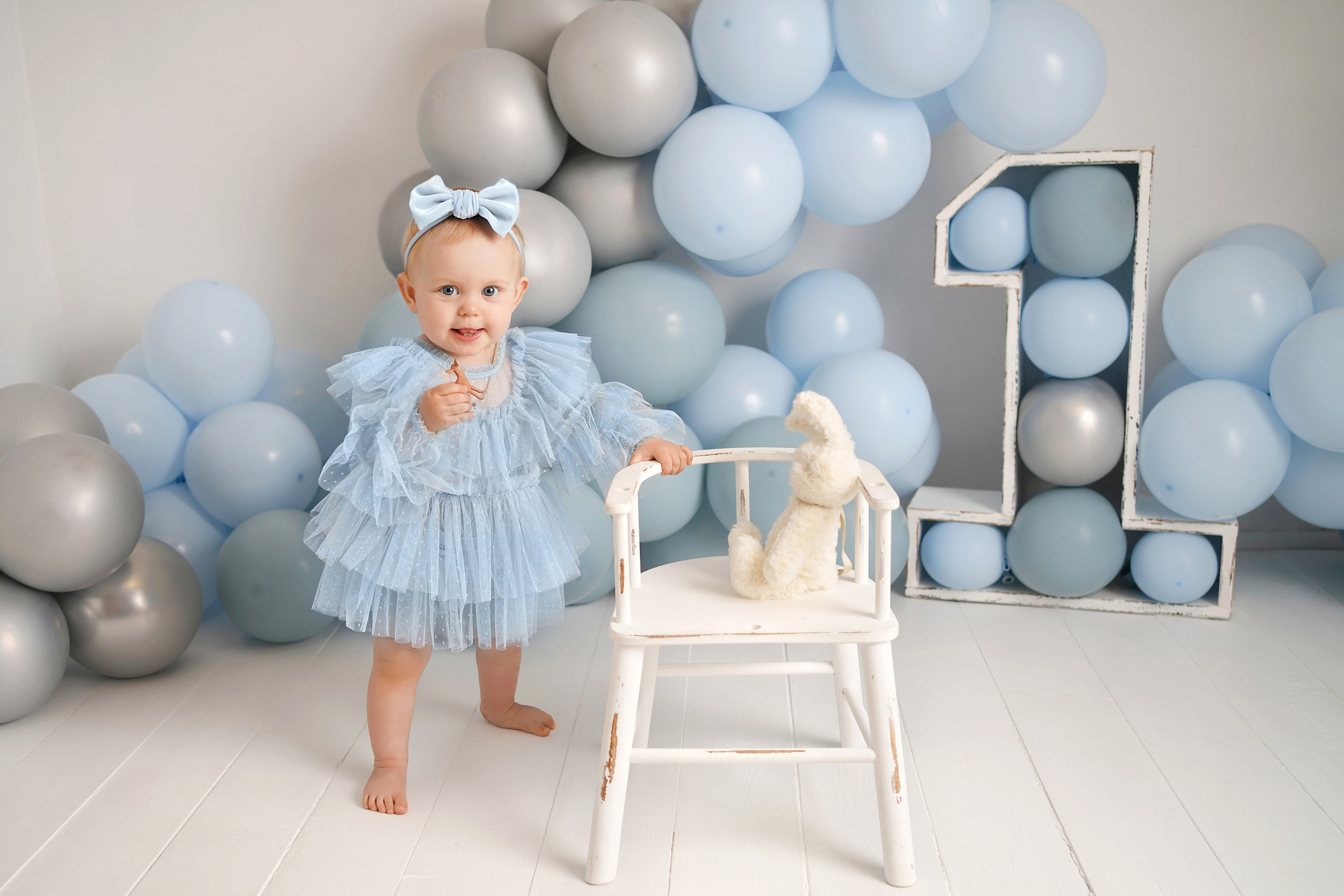 Детская фотосессия Первый год для девочек. Детский фотограф и фотограф новорожденных в Калининград Оксана Иваний