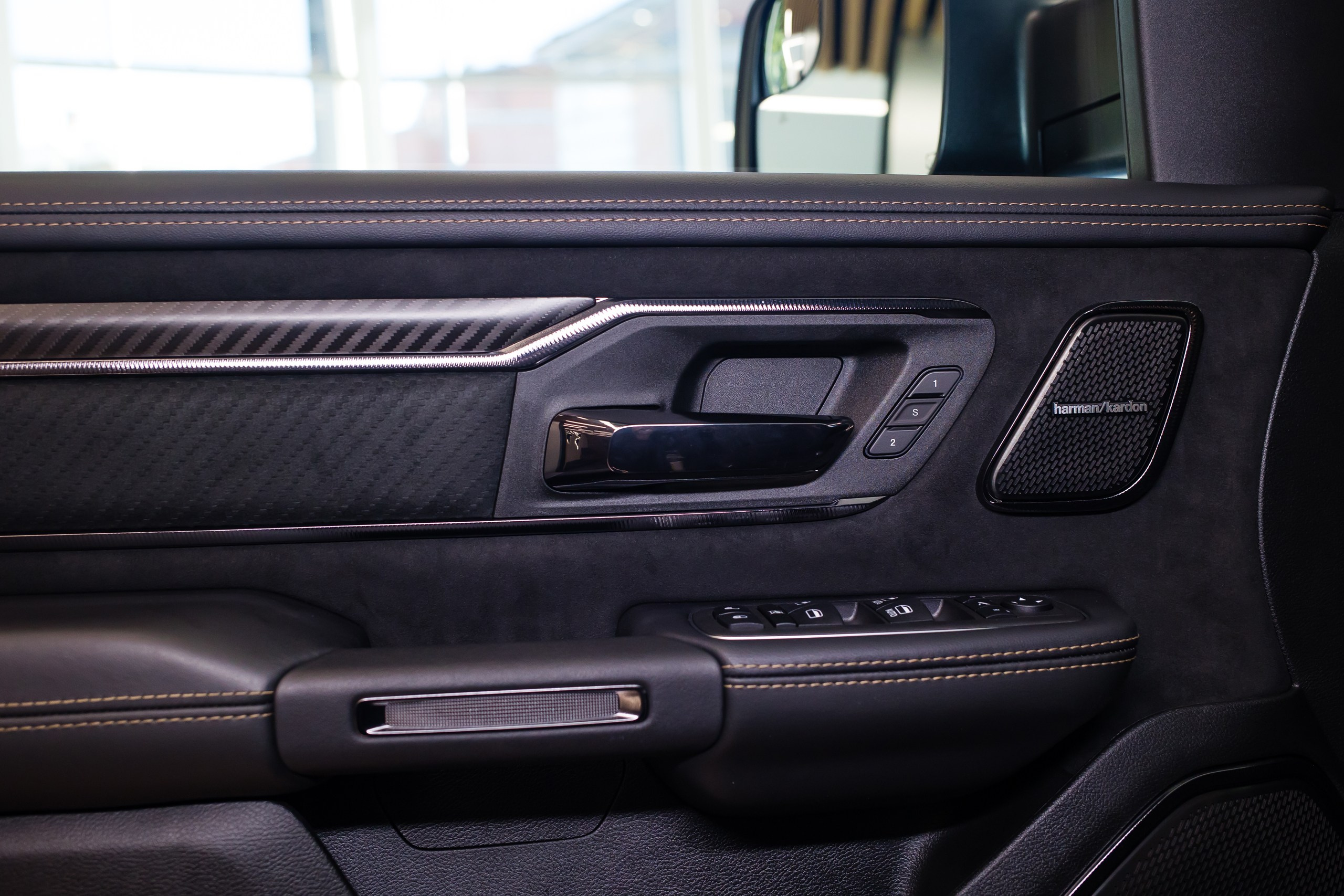 Автомобильная съемка. Фотограф Санкт-Петербург. Night2Day Санкт-Петербург