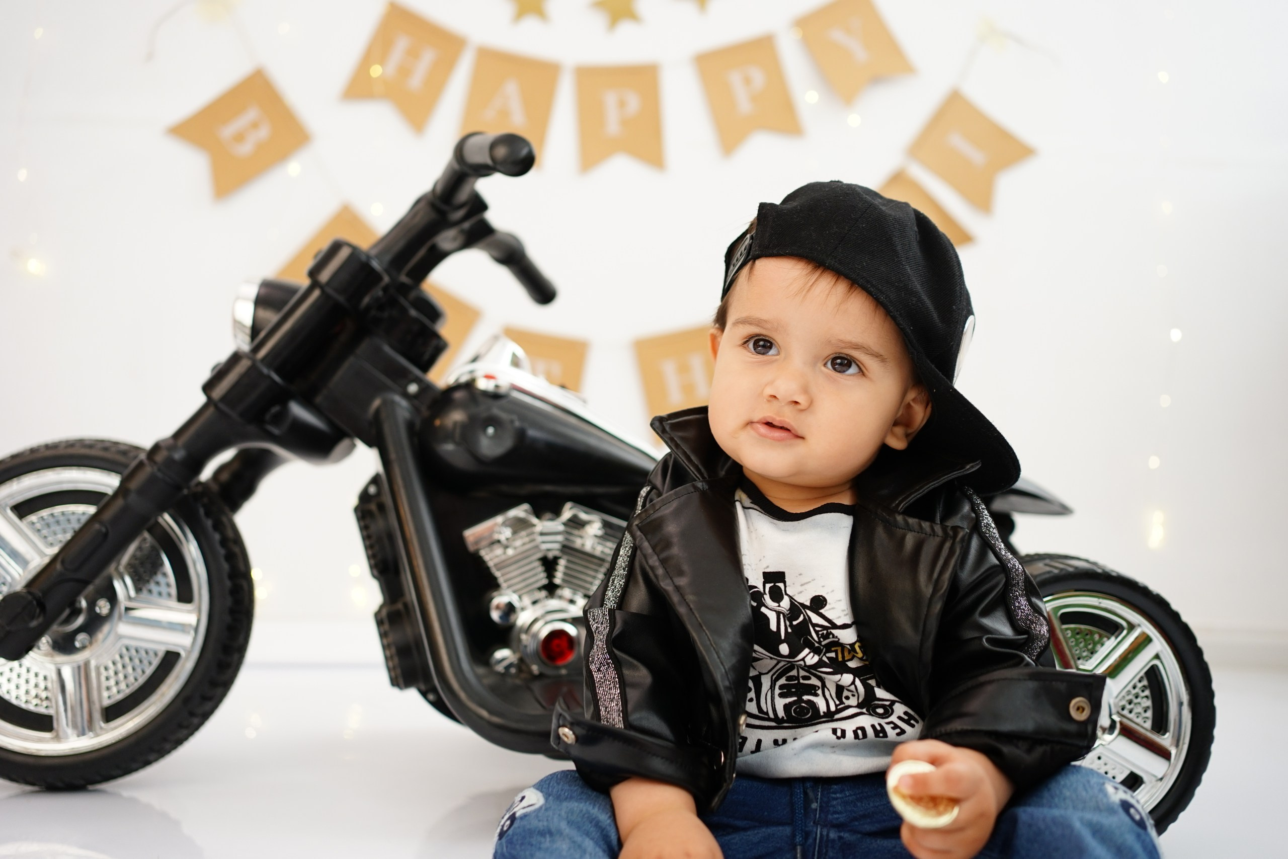 Фотосессия на Годик для Мальчиков. Детская Фотостудия ГОДОВАСИКИ в Санкт-Петербурге фотосесия на годик