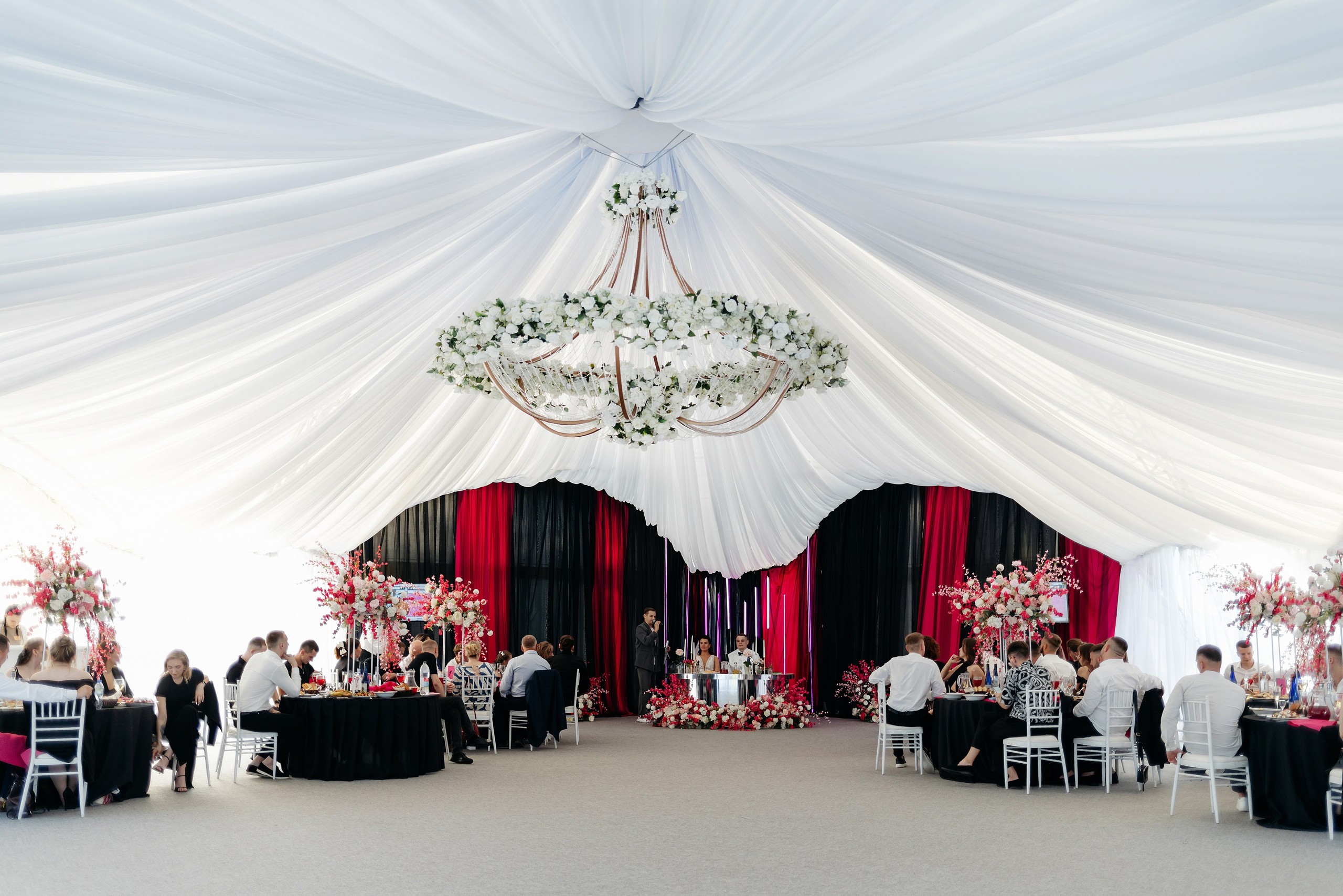 Александра и Кирилл. Свадебный фотограф в Пскове и Санкт-Петербурге | Анна Голикова