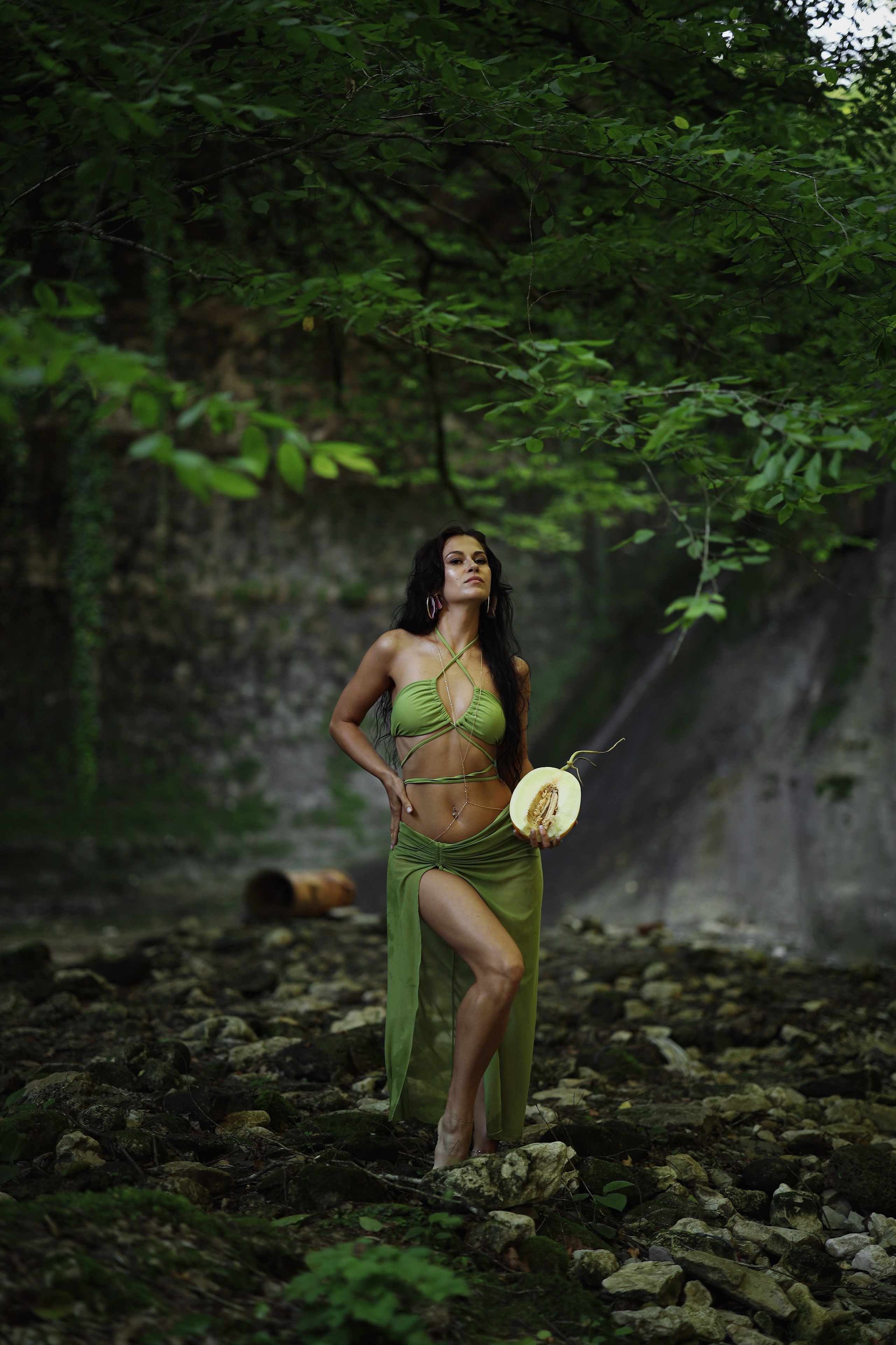 Фотосессия на Водопаде. Абхазия. Свадебный и семейный фотограф в Абхазии Жанна Соснина