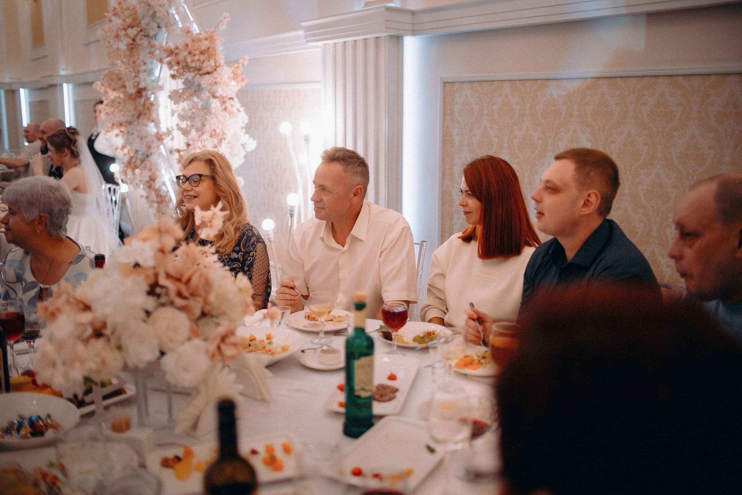 Загс + площадка. Ваш репортажный фотограф Артемий Антонов