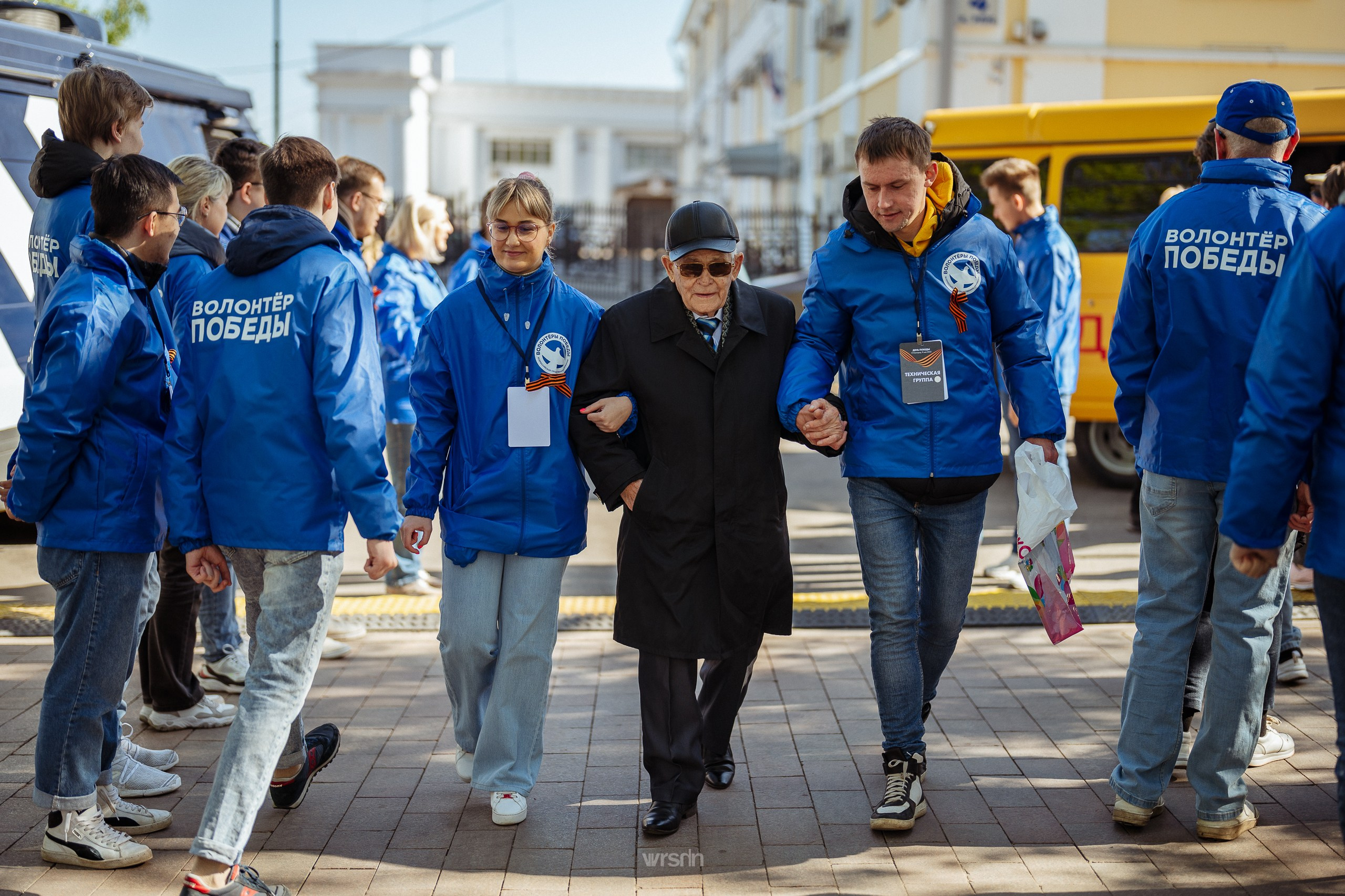 9 мая · Волонтеры Победы. Владимир Вершинин, тот самый свадебный видеограф