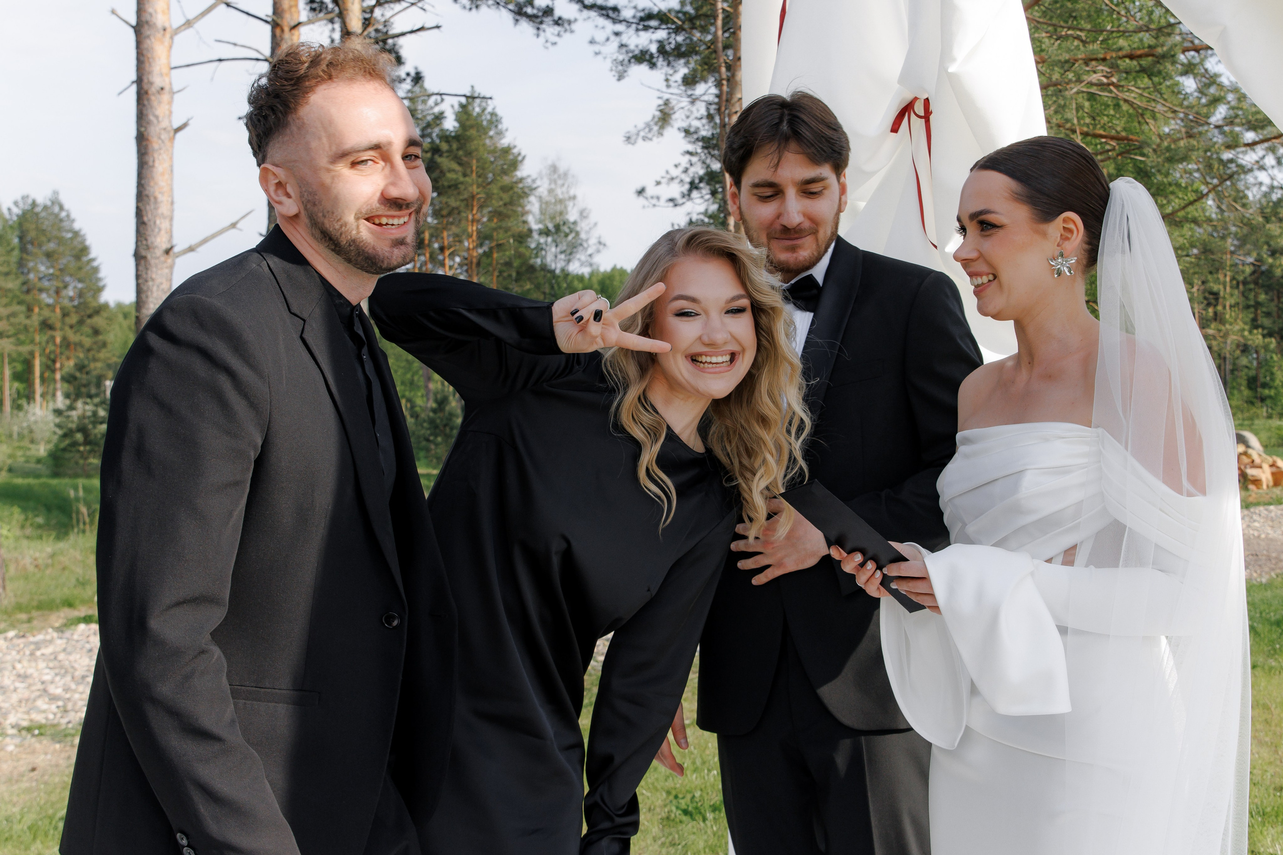 Свадьба в Ярославле — серия парк отель Мазай, выездная регистрация, кавер группа | Портфолио. Свадебный фотограф в Москве, Ярославле Виталий Квант