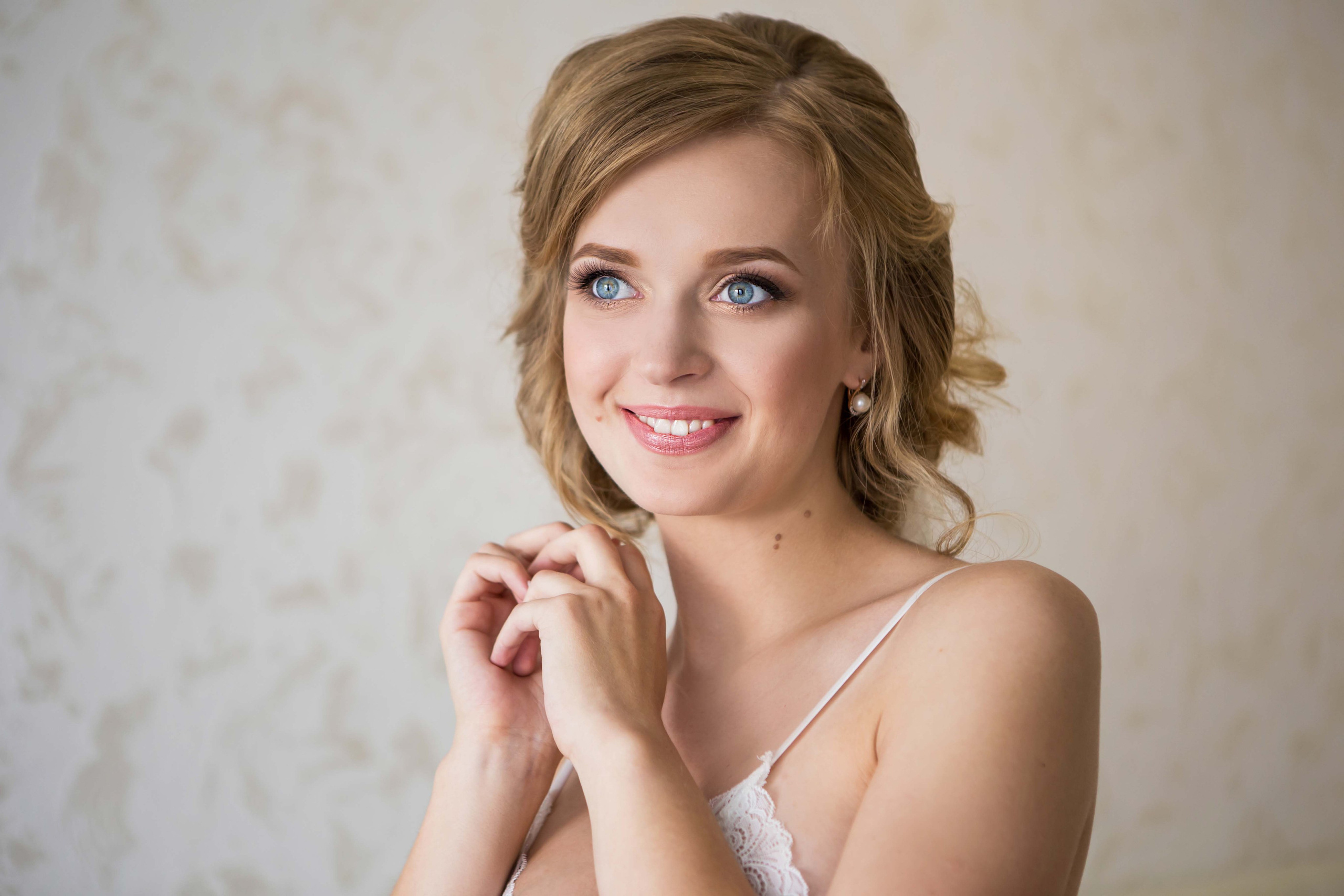 Свадебное утро Виктории. Видеограф на свадьбу Минск Андрей Щербо