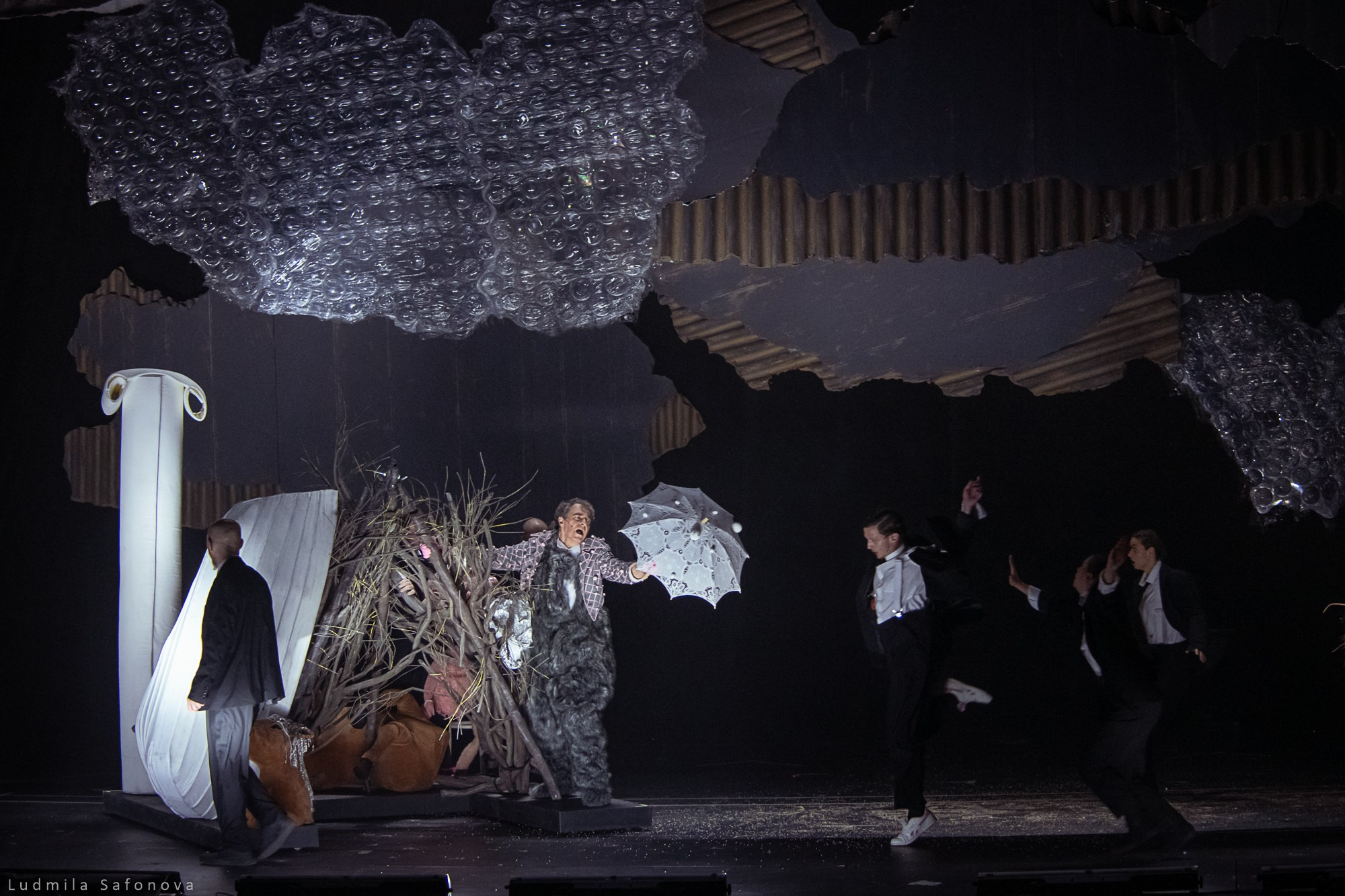 Театр на Таганке. Три поросенка. Lucytheatre