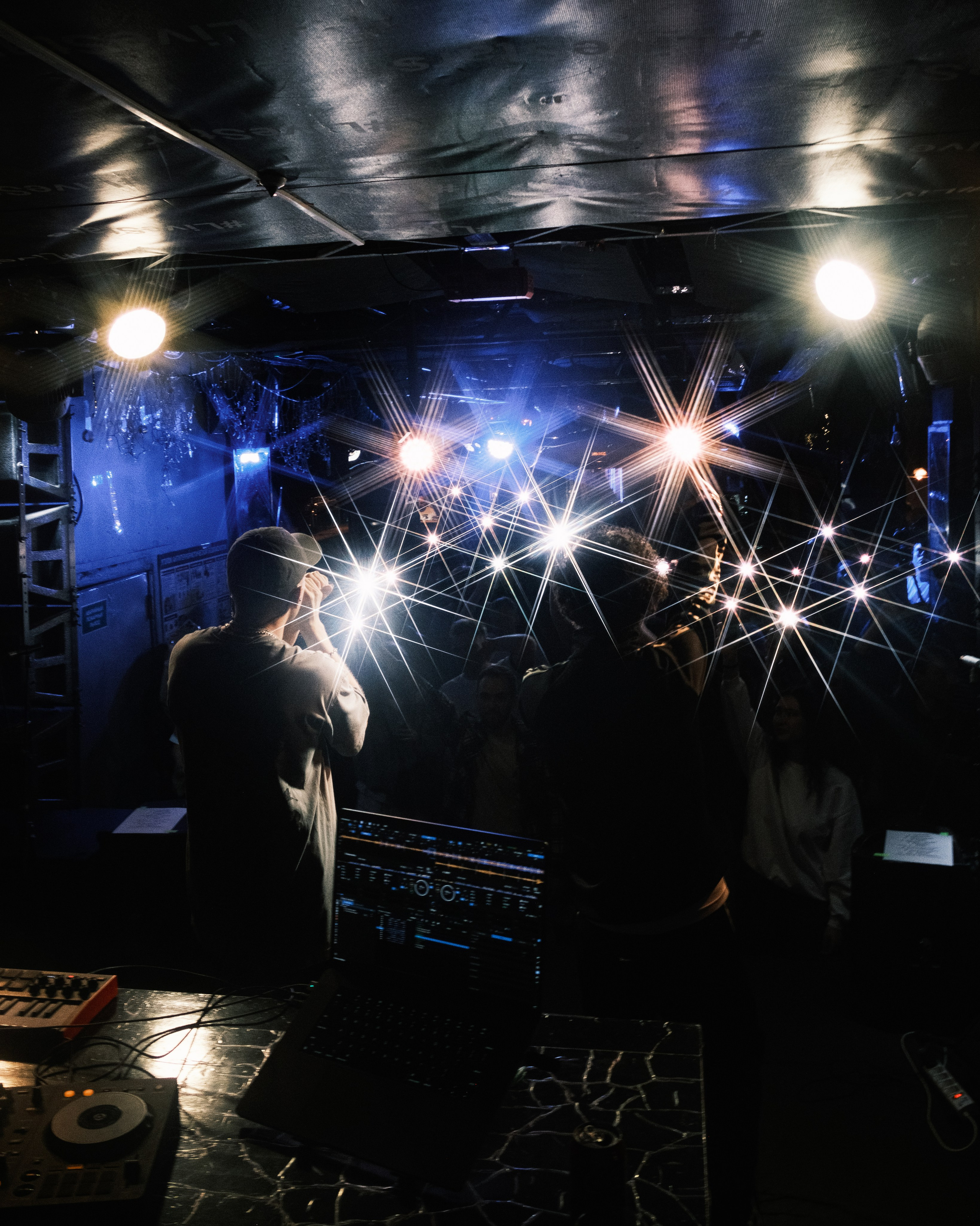 Concerti. Fotografo a Mosca con un’atmosfera notturna di foto