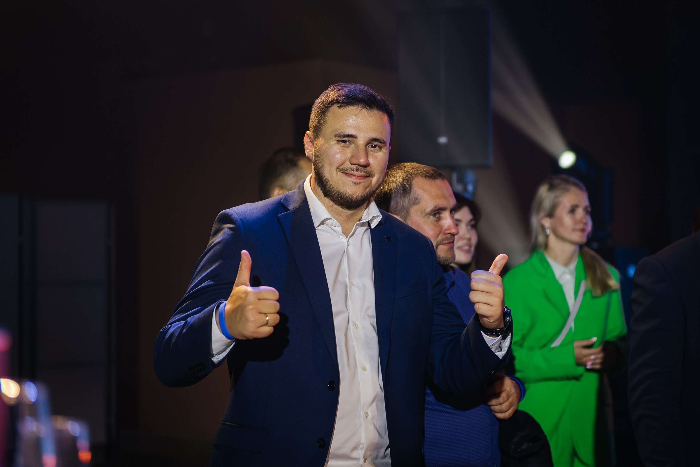 Репортажная фотосъёмка в Брусницын Холле. Свадебный фотограф в Санкт-Петербурге Венера Ахметова