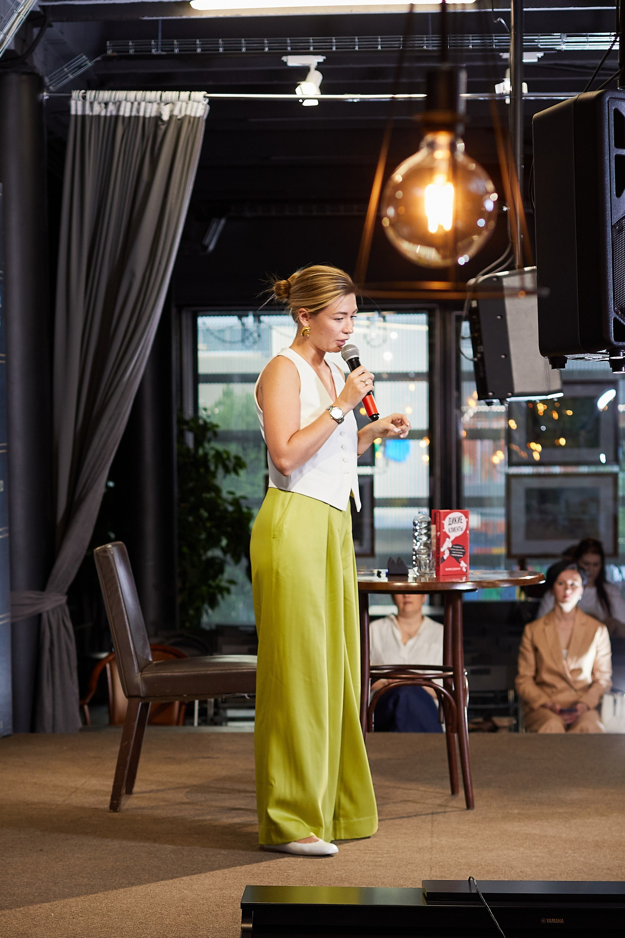 ДОМ КНИГИ. Event фотограф Александр Осин. г. Москва