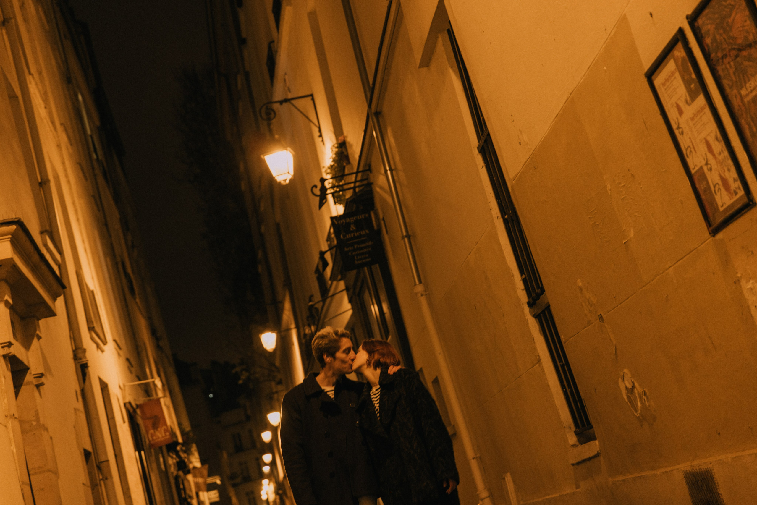 Why am I so crazy about her. Photographer in Paris